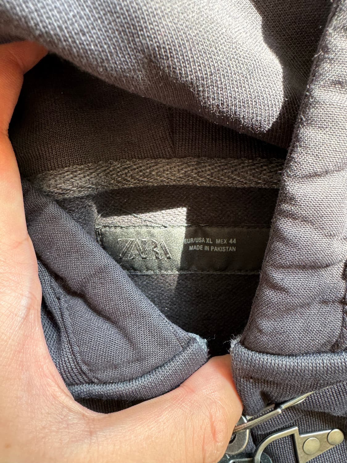 자라 토글 후드티 상품이미지3