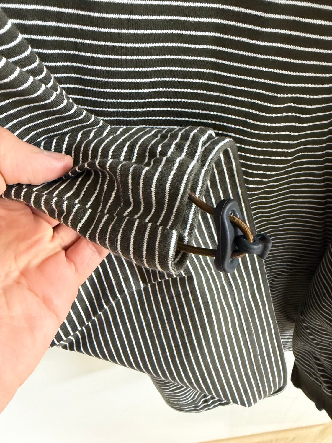 Is-ness 이즈네스 발룬 롱슬리브 L 상품이미지4