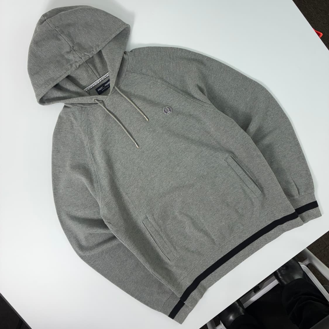 Fred Perry 프래드 페리 팁드 그레이 니트 후드티 상품이미지2