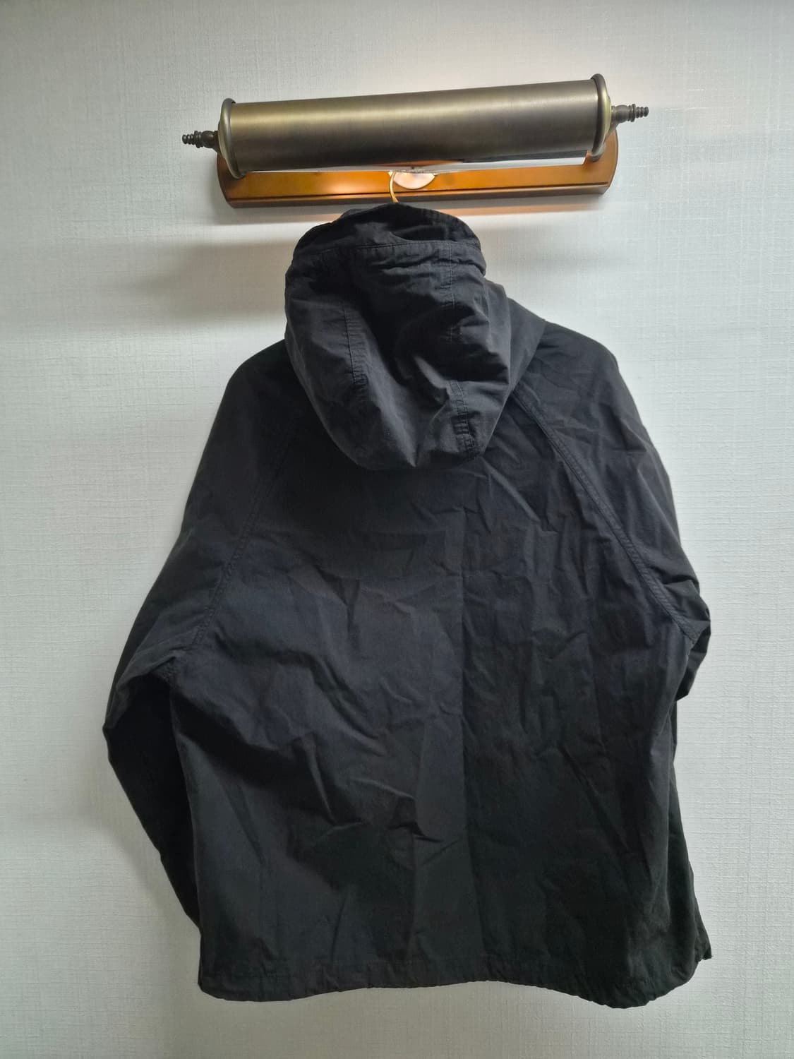 L) 아웃스탠딩 컴포트 파카 팝니다 상품이미지2