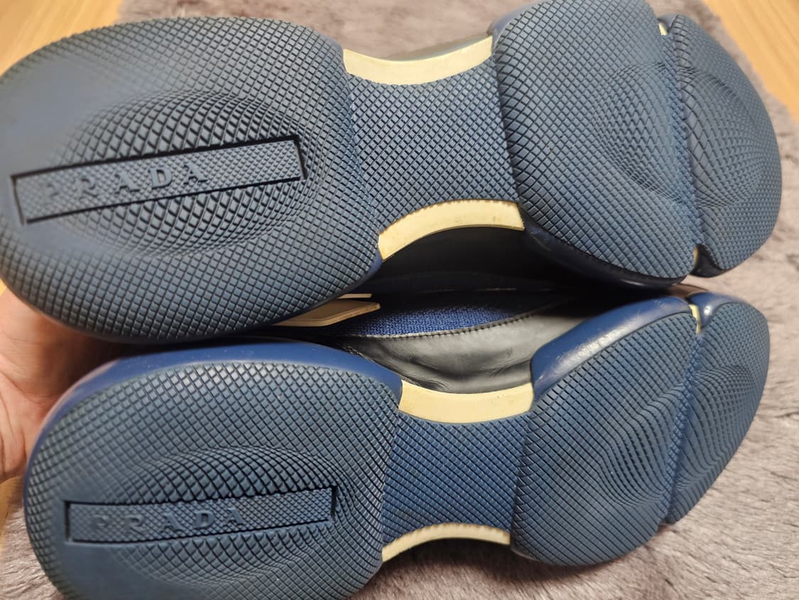 명품 프라다 남성스니커즈 285~290 상품이미지8