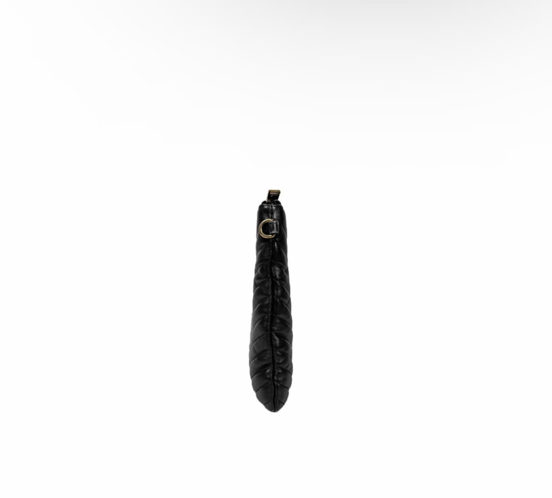 생로랑 카산드라 마틀라세 모노그램 로고 테블릿 파우치 클러치 블랙 금장 상품이미지4