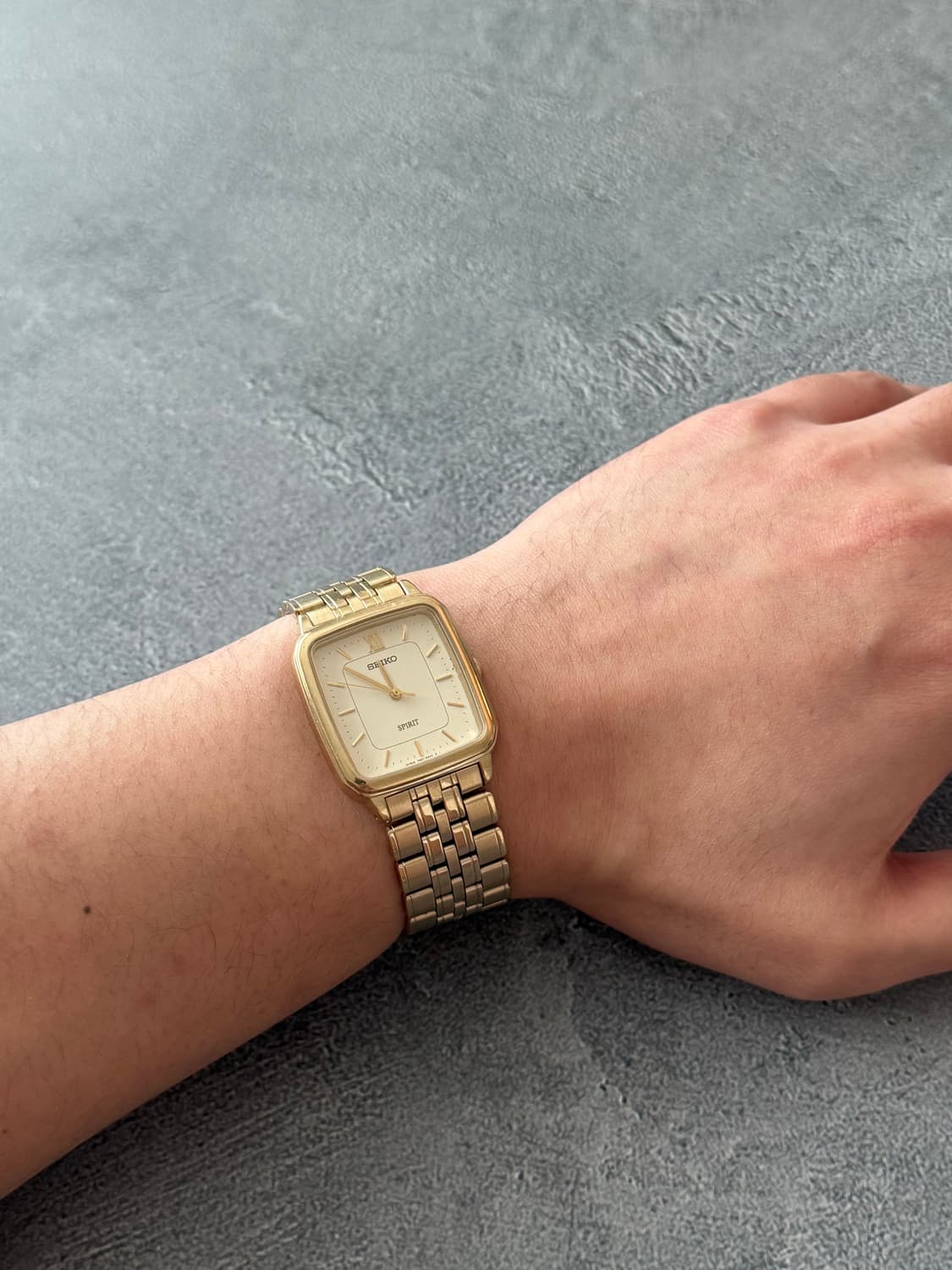 세이코 Seiko SPRIT 골드 쿼츠 클래식 탱크 상품이미지4