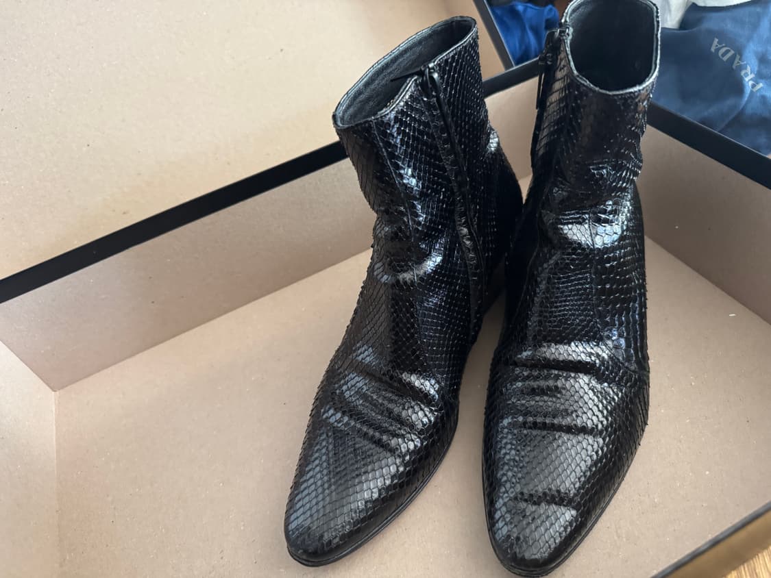 생로랑 파이썬 스네이크 스킨 첼시부츠 상품이미지8