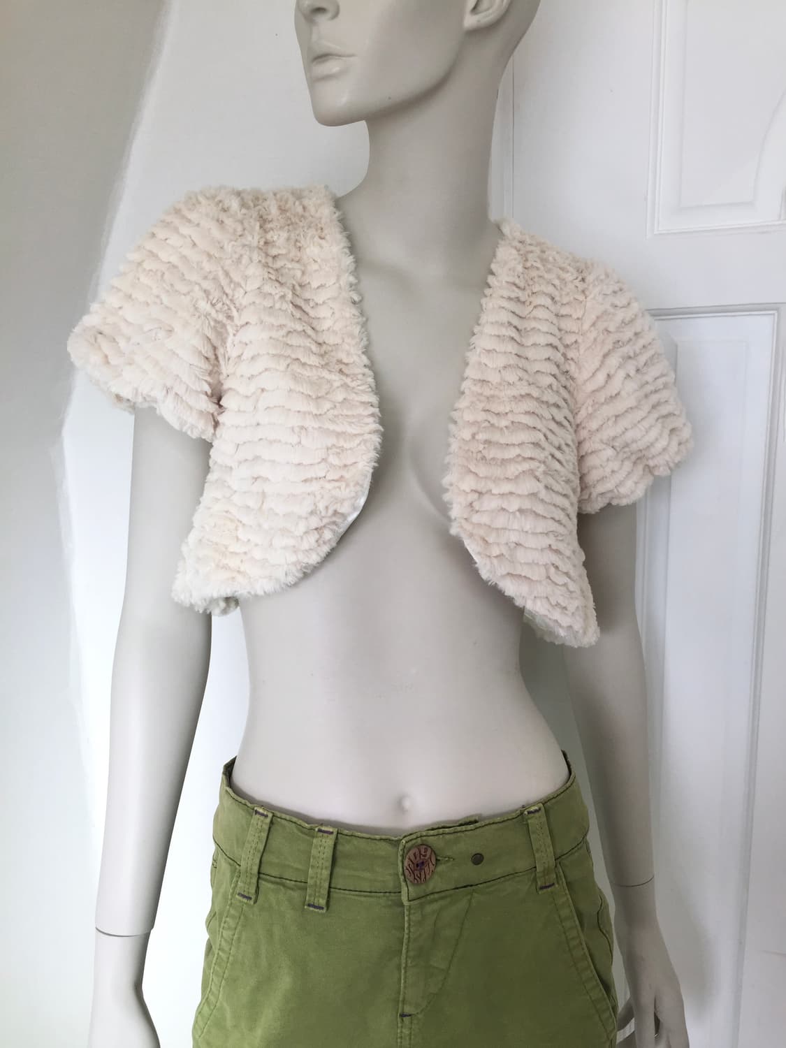 Cream Fur Short Borelo Top 상품이미지1