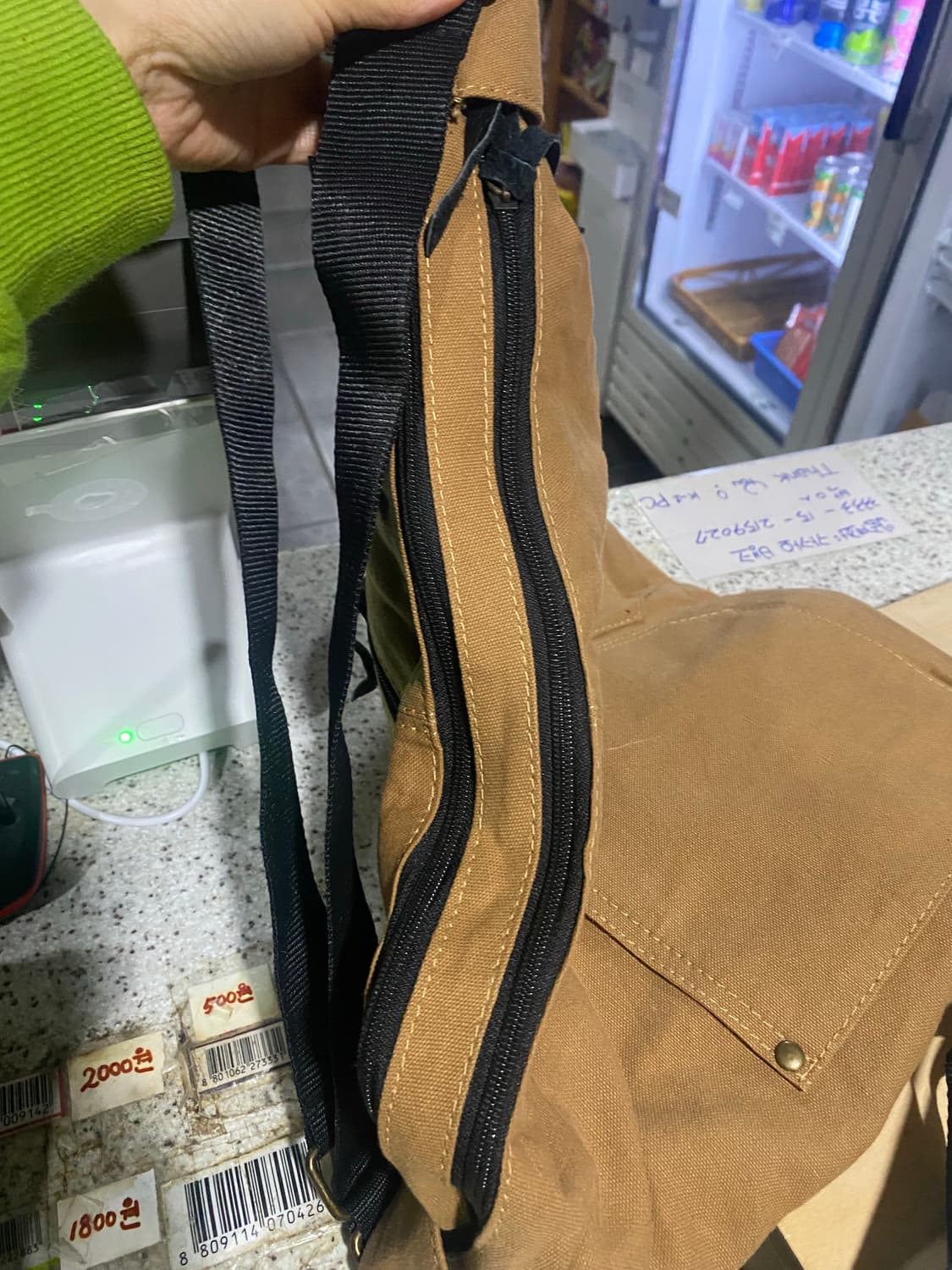 칼하트 브라운 크로스백(백팩가능) 상품이미지6