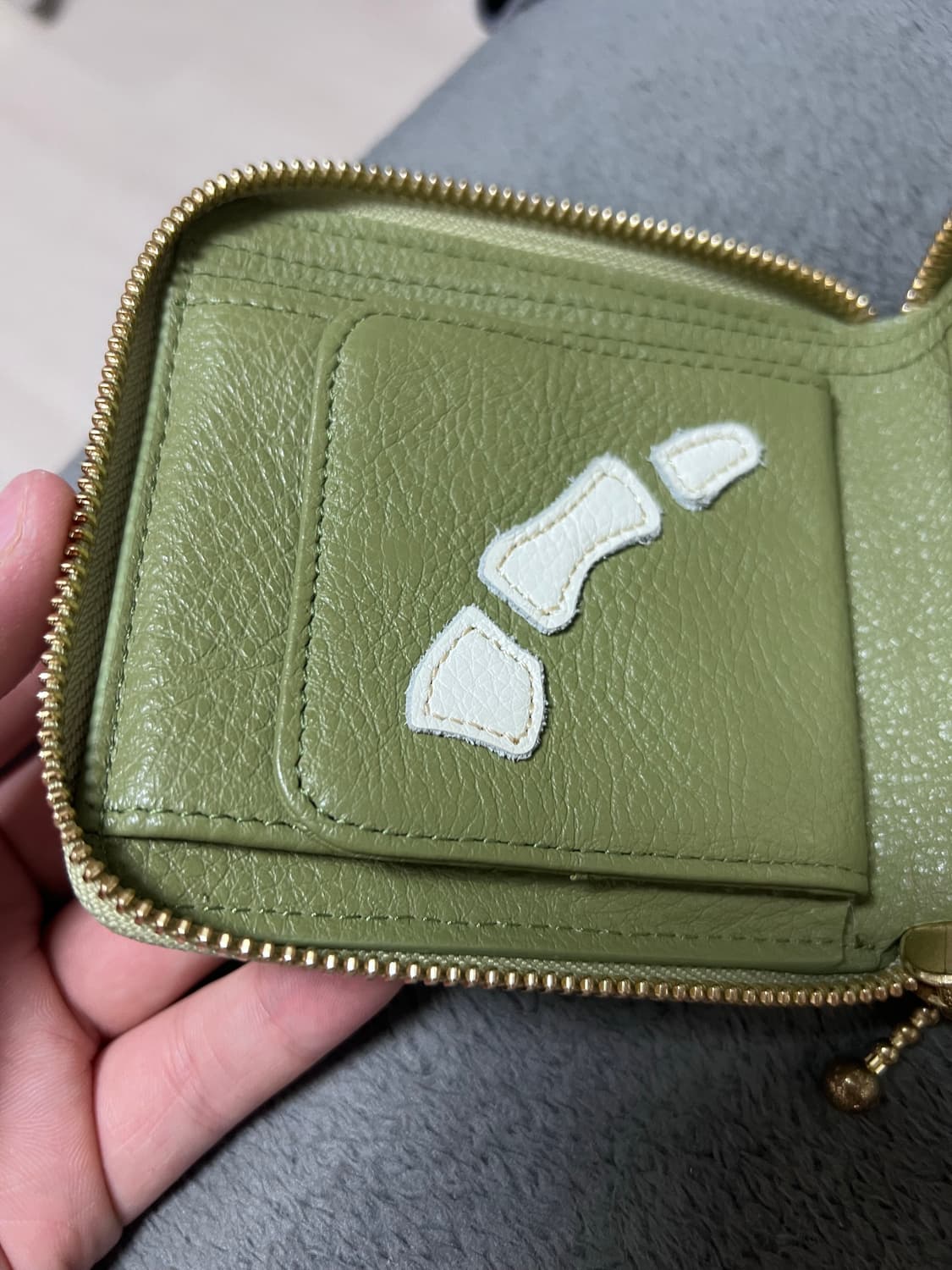 캐피탈 떰즈업 본 지갑 올리브 상품이미지1