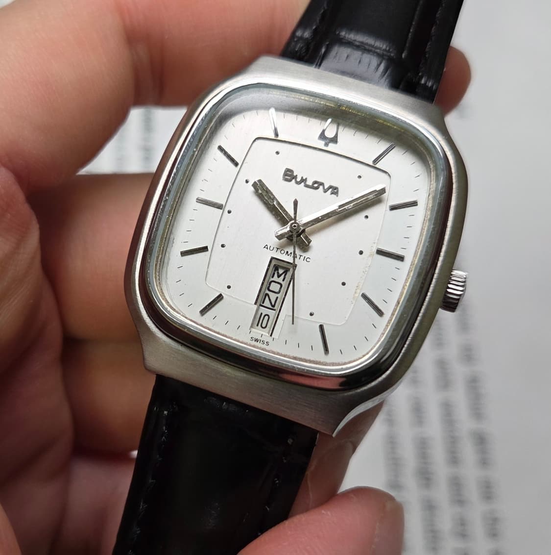 빈티지 부로바 데이데이트 사각탱크형 오리지널 실버다이얼 오토매틱  상품이미지3
