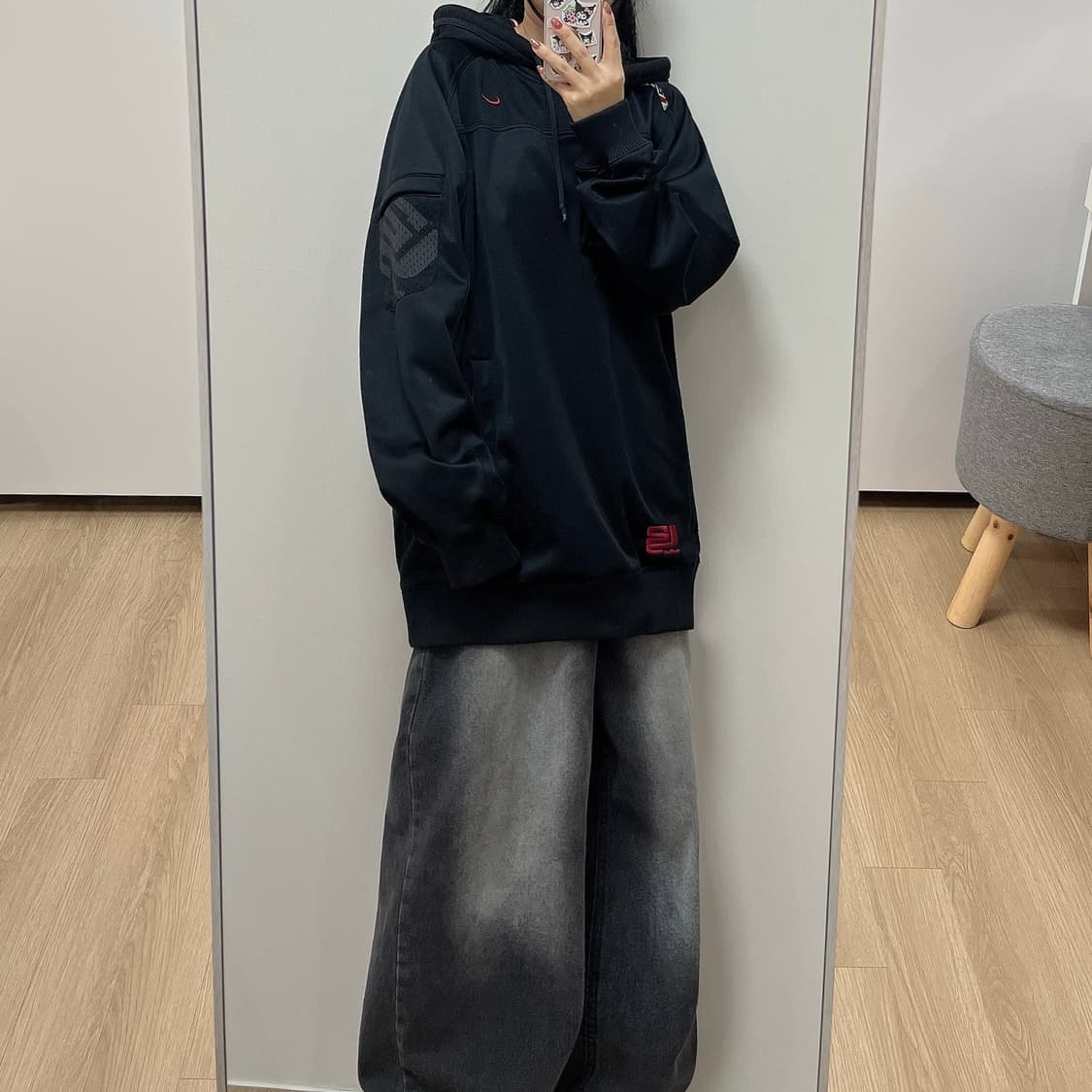 나이키 르브론 제임스 버건디 스우시 블랙 후드티 상품이미지1