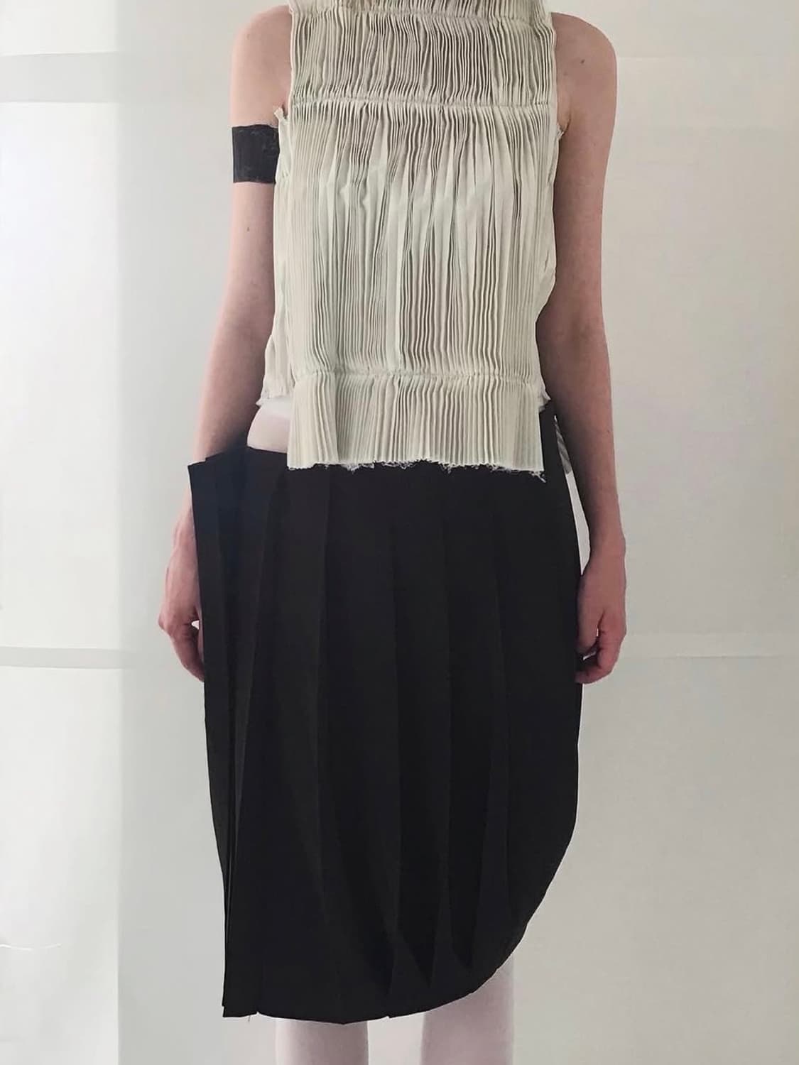 eonts 플리츠 스커트 브라운 상품이미지3