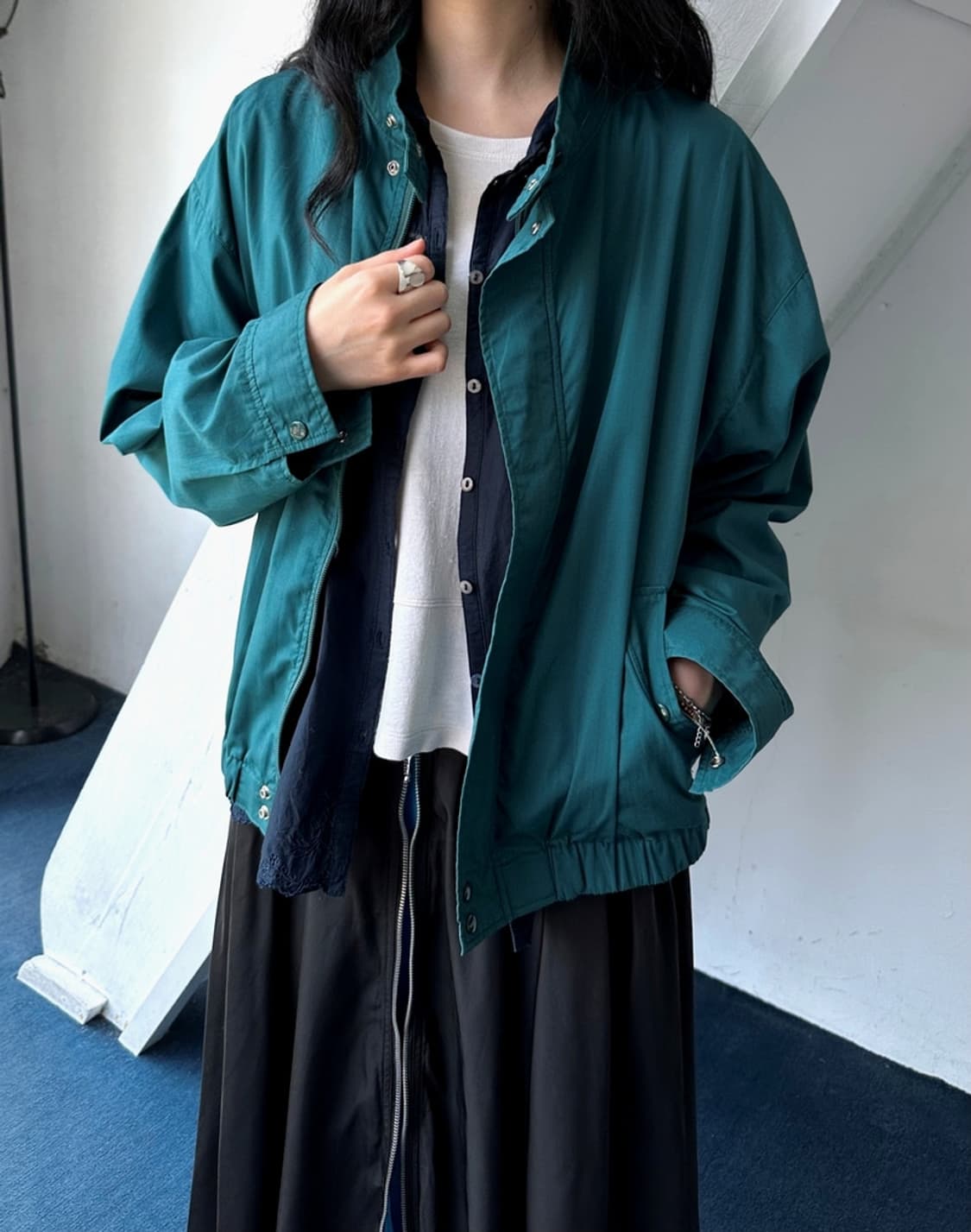 High count fabric easy blouson 상품이미지8
