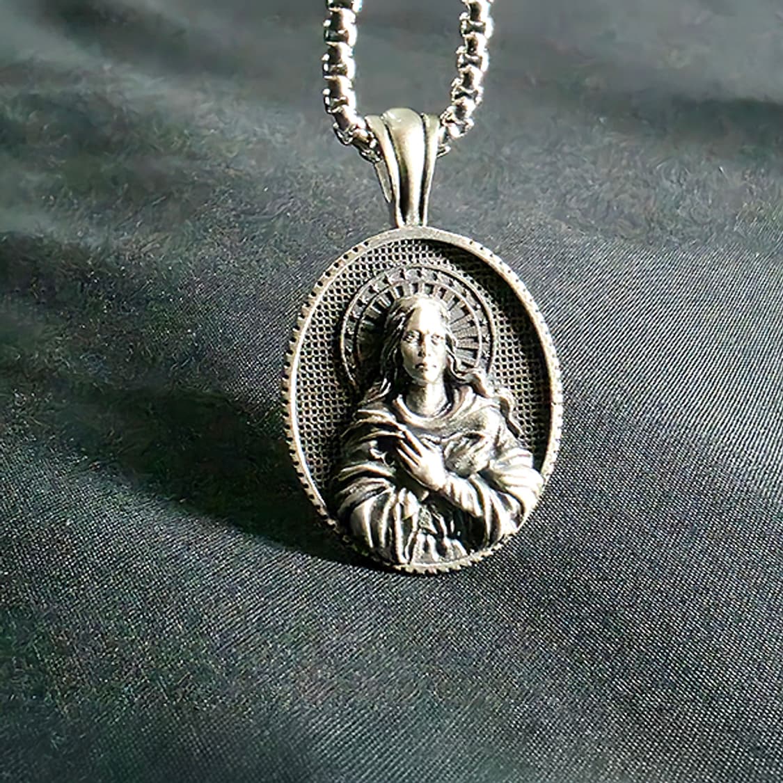 𝓥𝓲𝓻𝓰𝓲𝓷 𝓜𝓪𝓻𝔂 남자 목걸이 상품이미지1