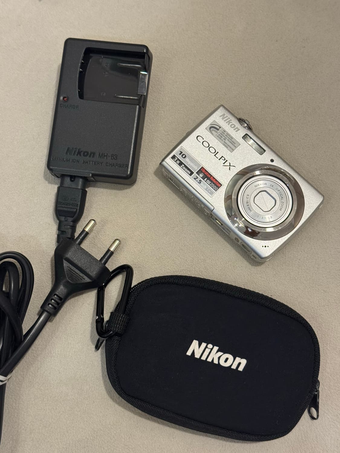 니콘 쿨픽스 s220 실버 상태굿 상품이미지1