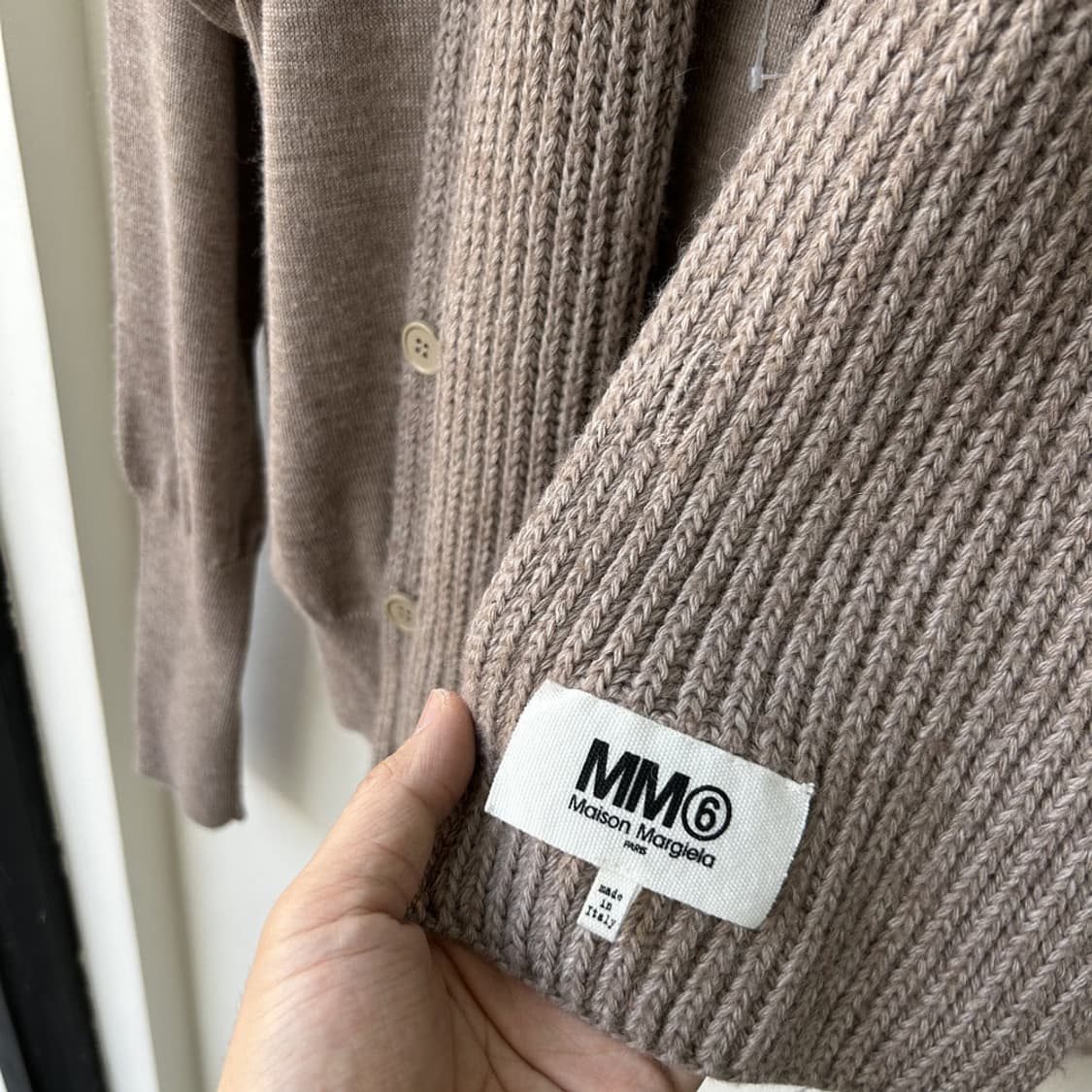 16187 - 마르지엘라 머플러 레이어드 가디건 상품이미지3