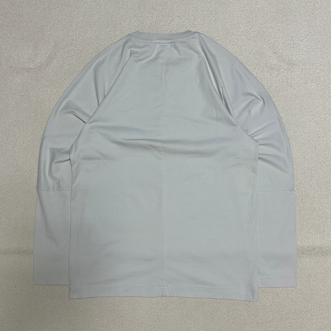 아디다스 NMD 롱슬리브 티셔츠 상품이미지3