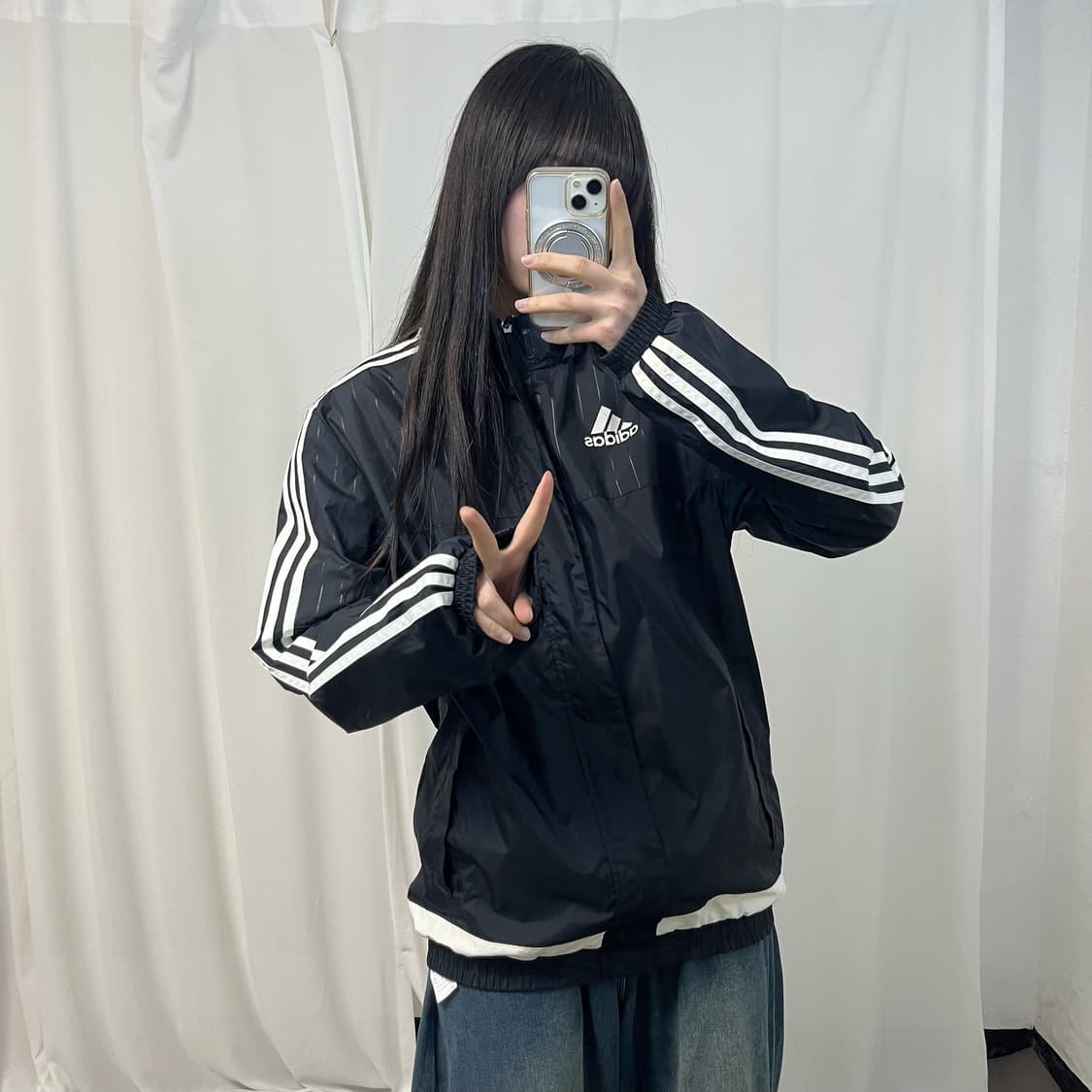 Adidas Black Windbreaker 상품이미지2