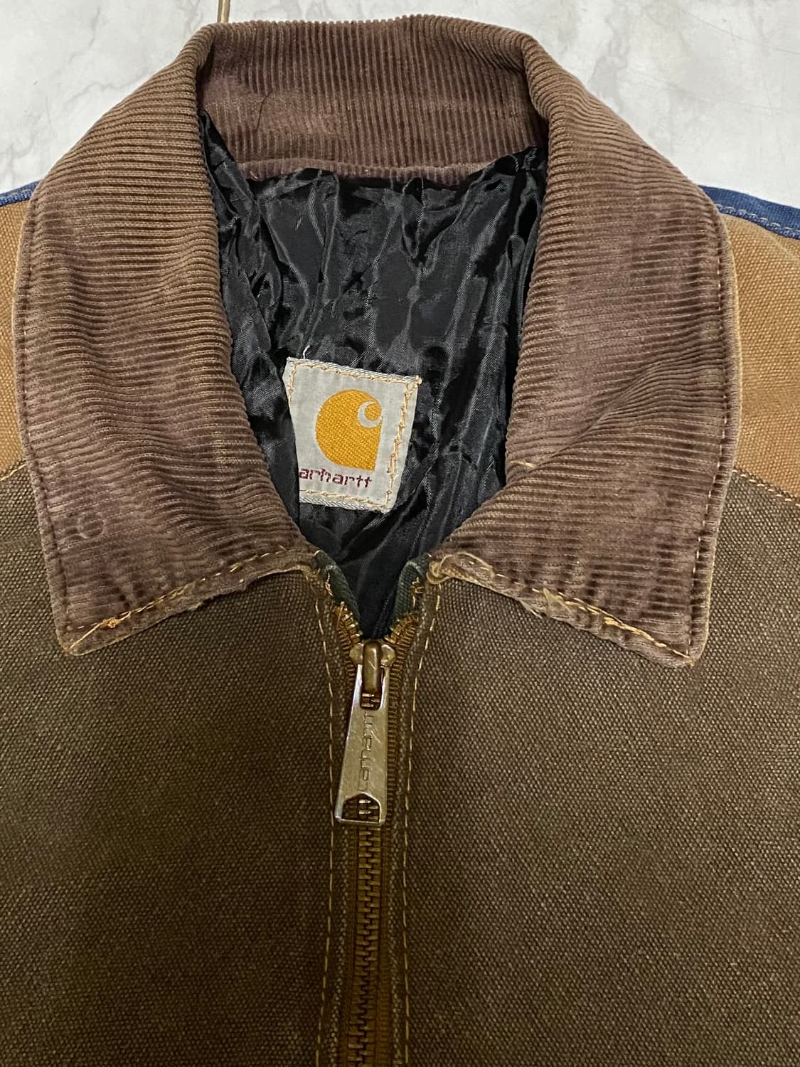 칼하트 리메이크 패치 멀티컬러 자켓 100 사이즈 상품이미지2