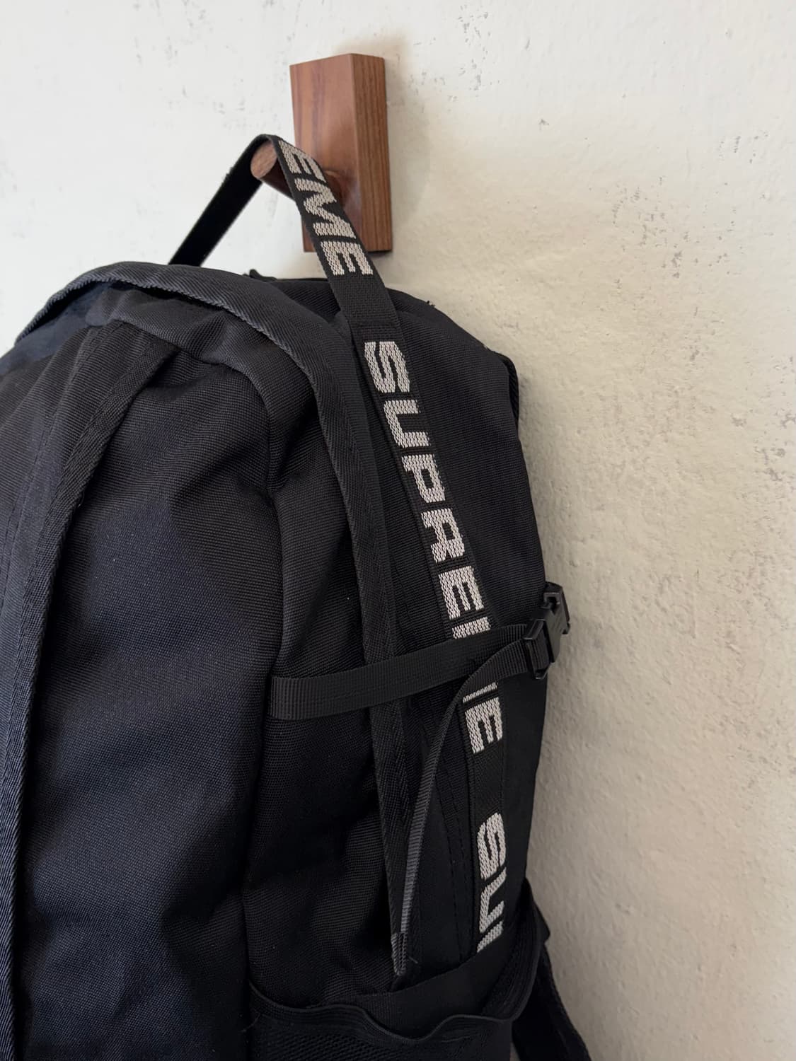 Supreme 슈프림 18ss 코듀라 백팩 블랙 상품이미지4