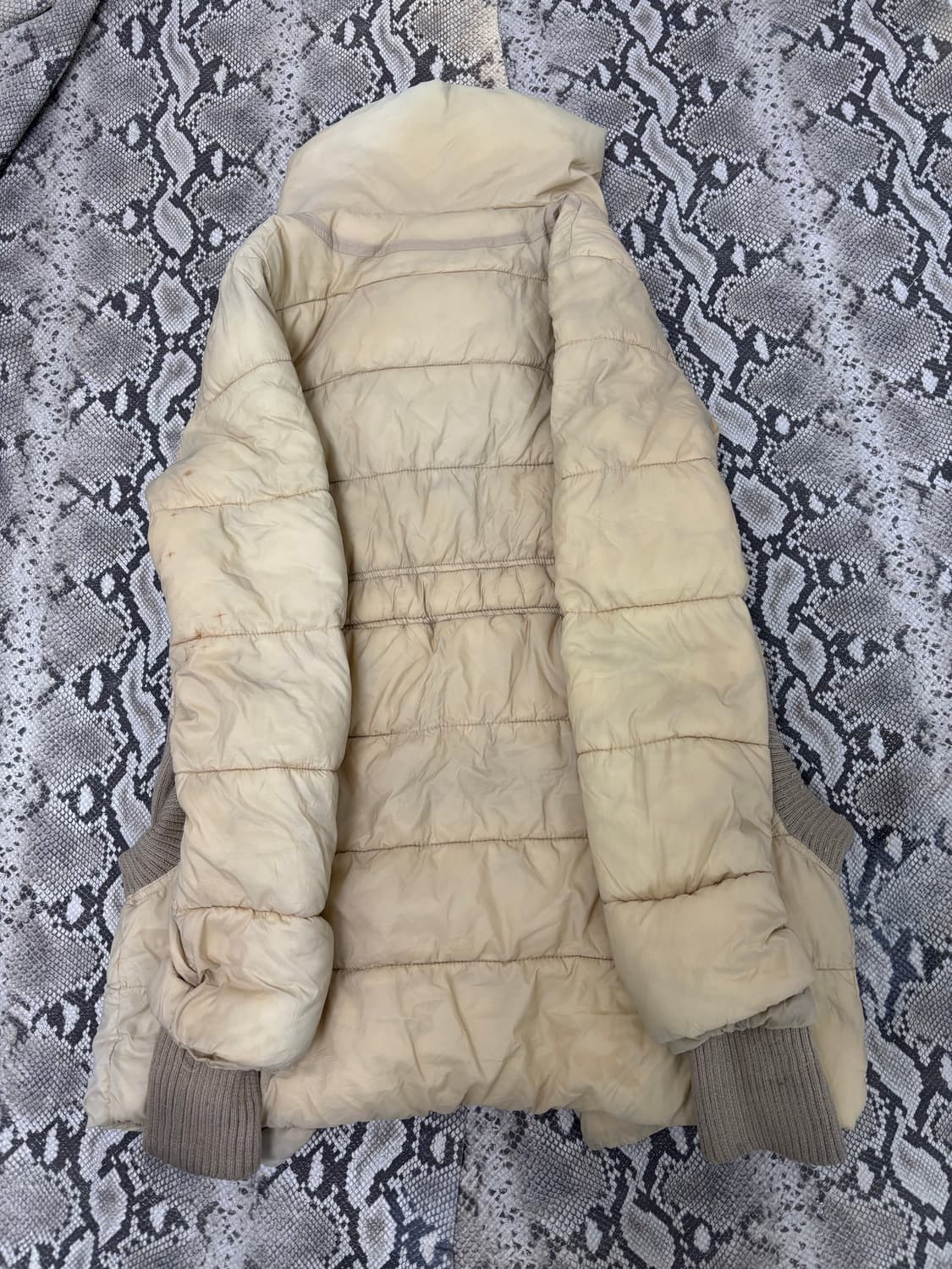 Big Button Warmer Detail Ivory Padding 상품이미지10