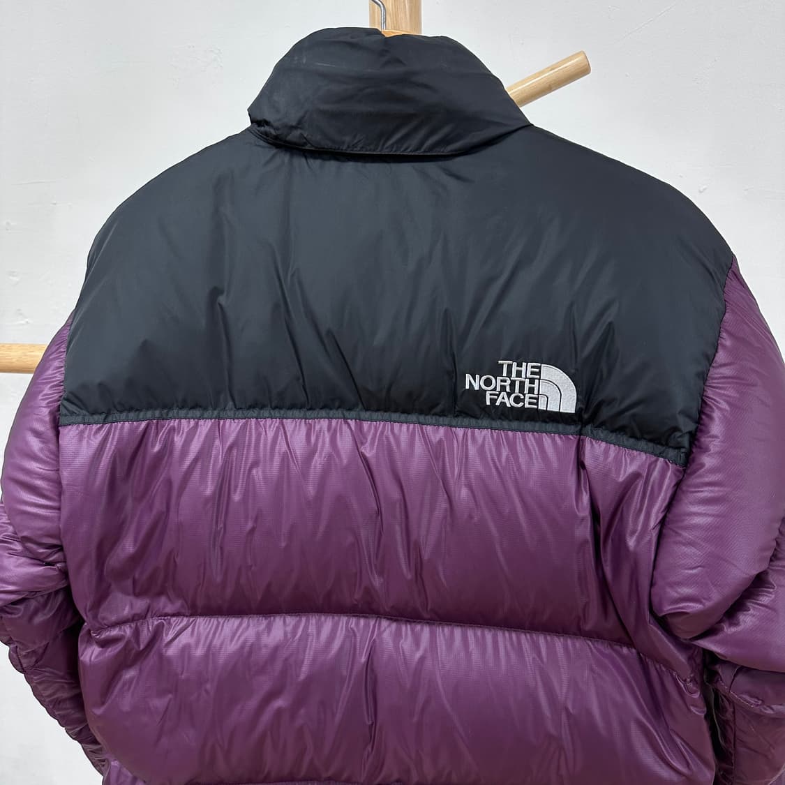 노스페이스 눕시 700 구스다운 패딩 자켓 퍼플 90(S) 정품 J24 상품이미지5