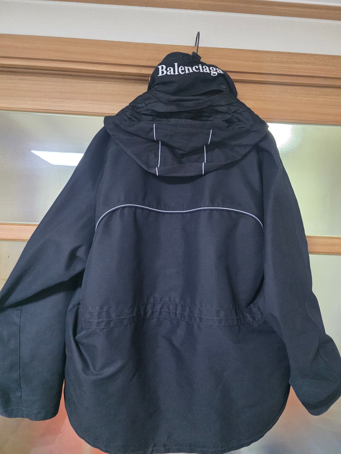 [발렌시아가] C컬 쉘파카 초특가 개인 소장품 (100% 정품) 판매 상품이미지2