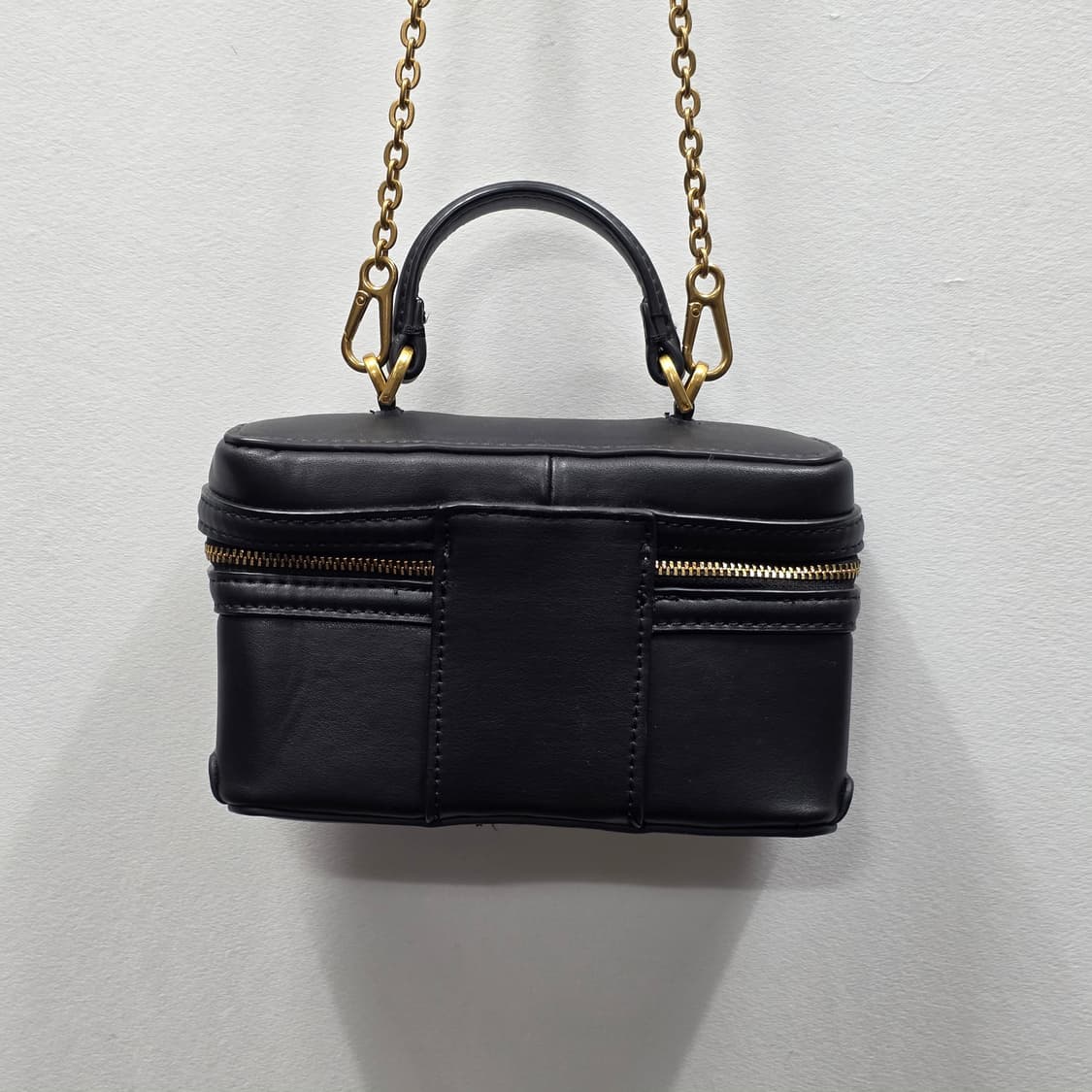 1812 자라 블랙 체인 미니 크로스백 가방 상품이미지2