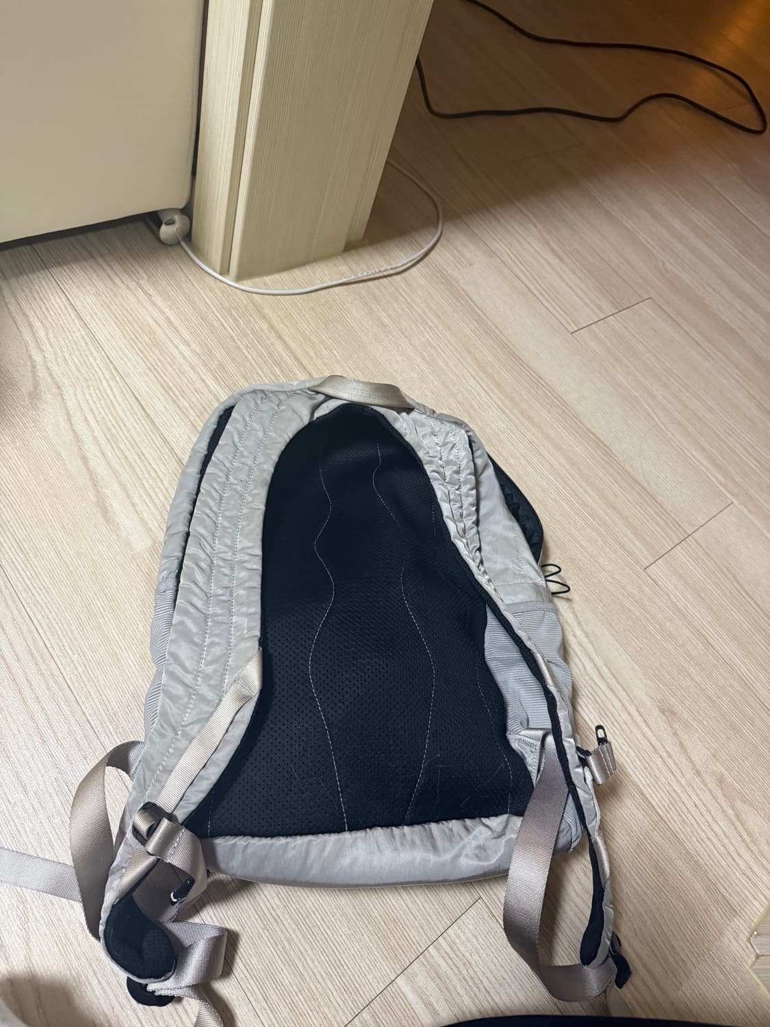 cp컴퍼니 백팩 나일론b렌즈 실버세이지 상품이미지2