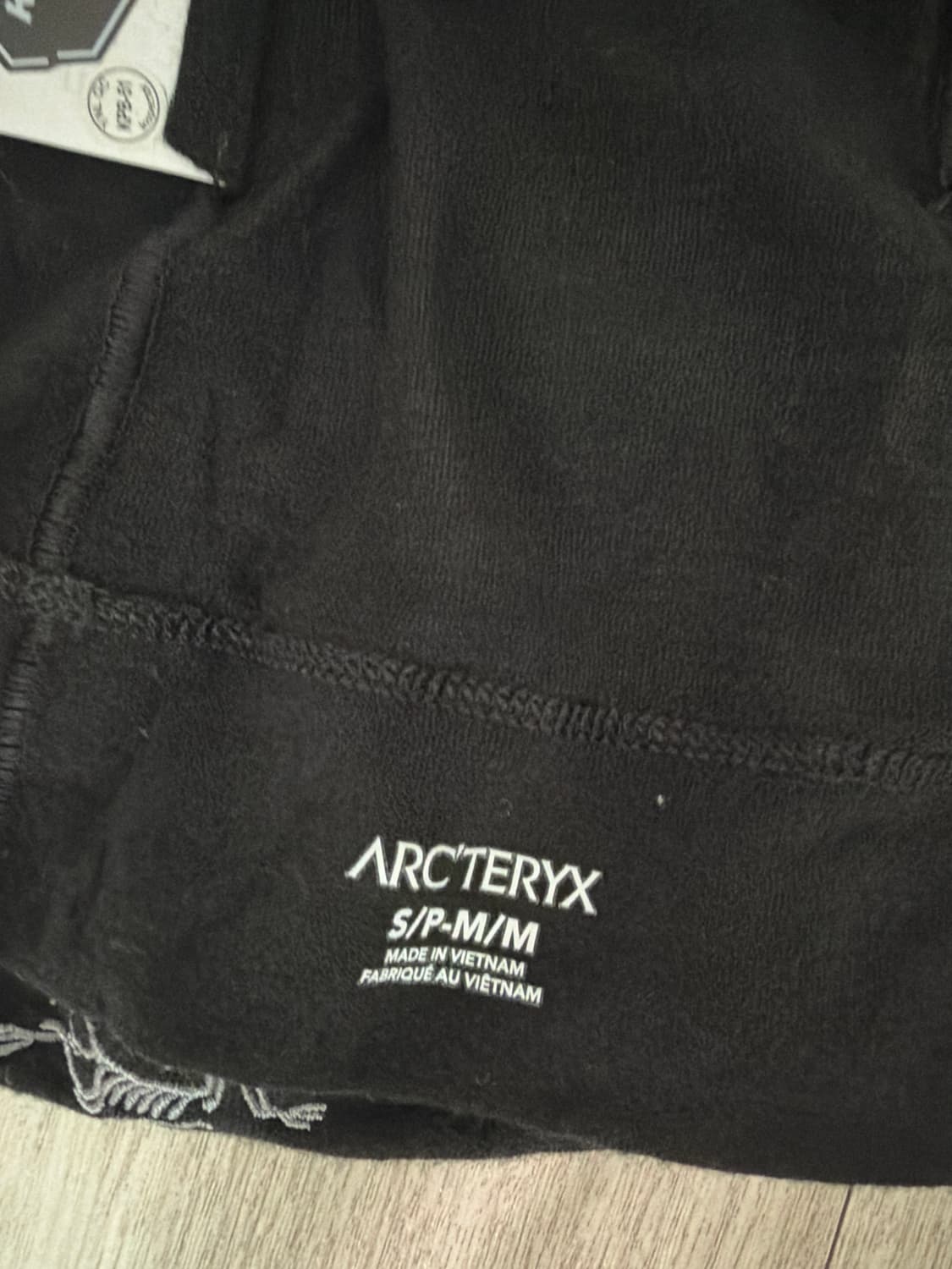 아크테릭스 로 라이트웨이트 울 토크 블랙  상품이미지3