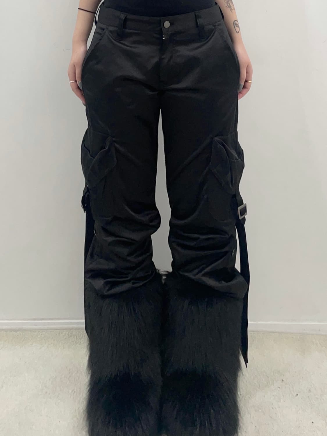 satin cargo strap pants 상품이미지3