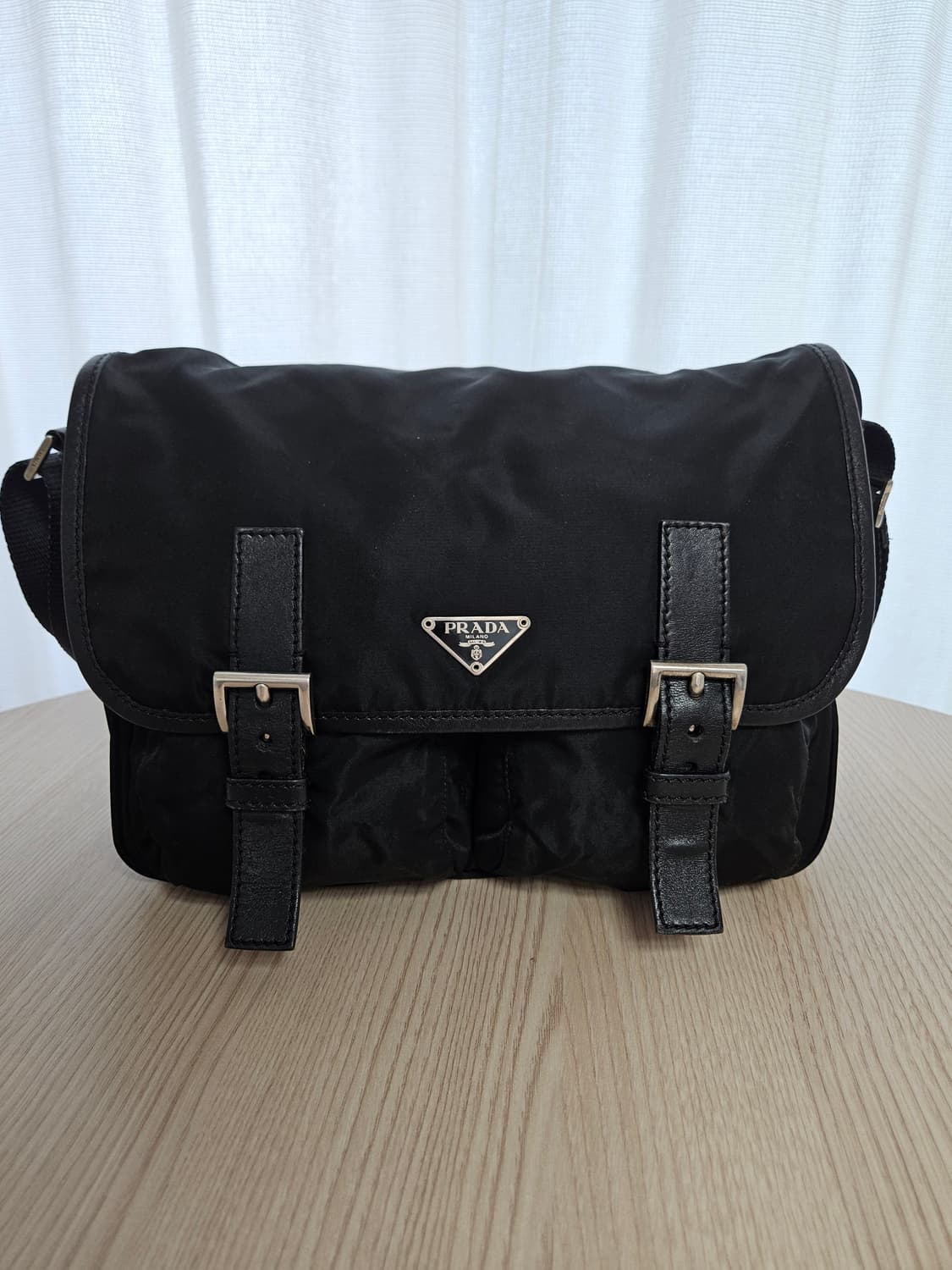 [정품]프라다 나일론 메신저백 상품이미지1