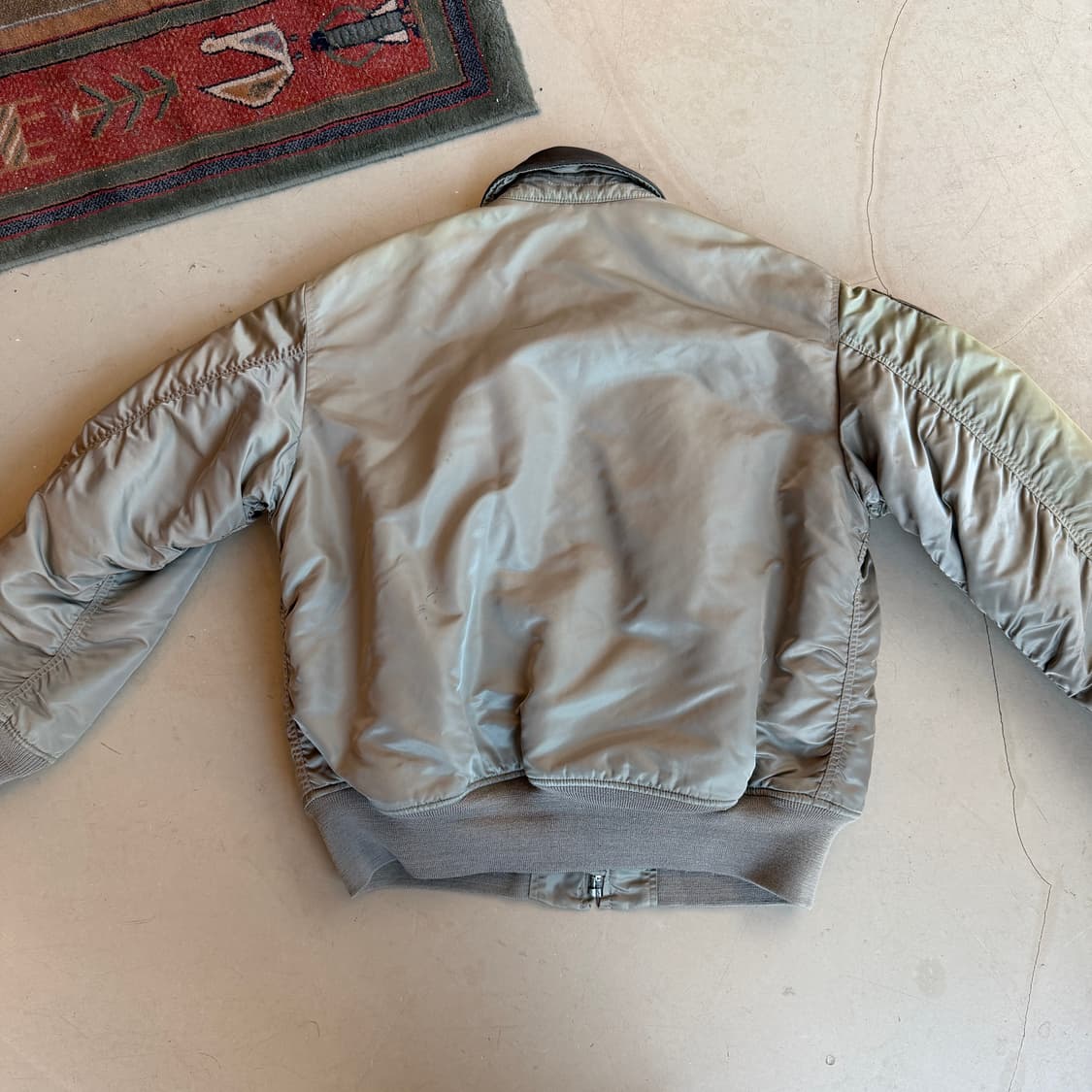 알파 인더스트리 cwu-45 플라이트 자켓 상품이미지4