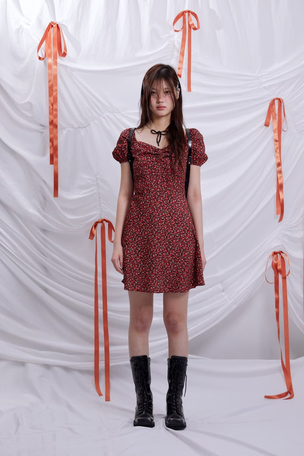 루루서울 Red Pansy Dress (Red)
새상품 상품이미지7