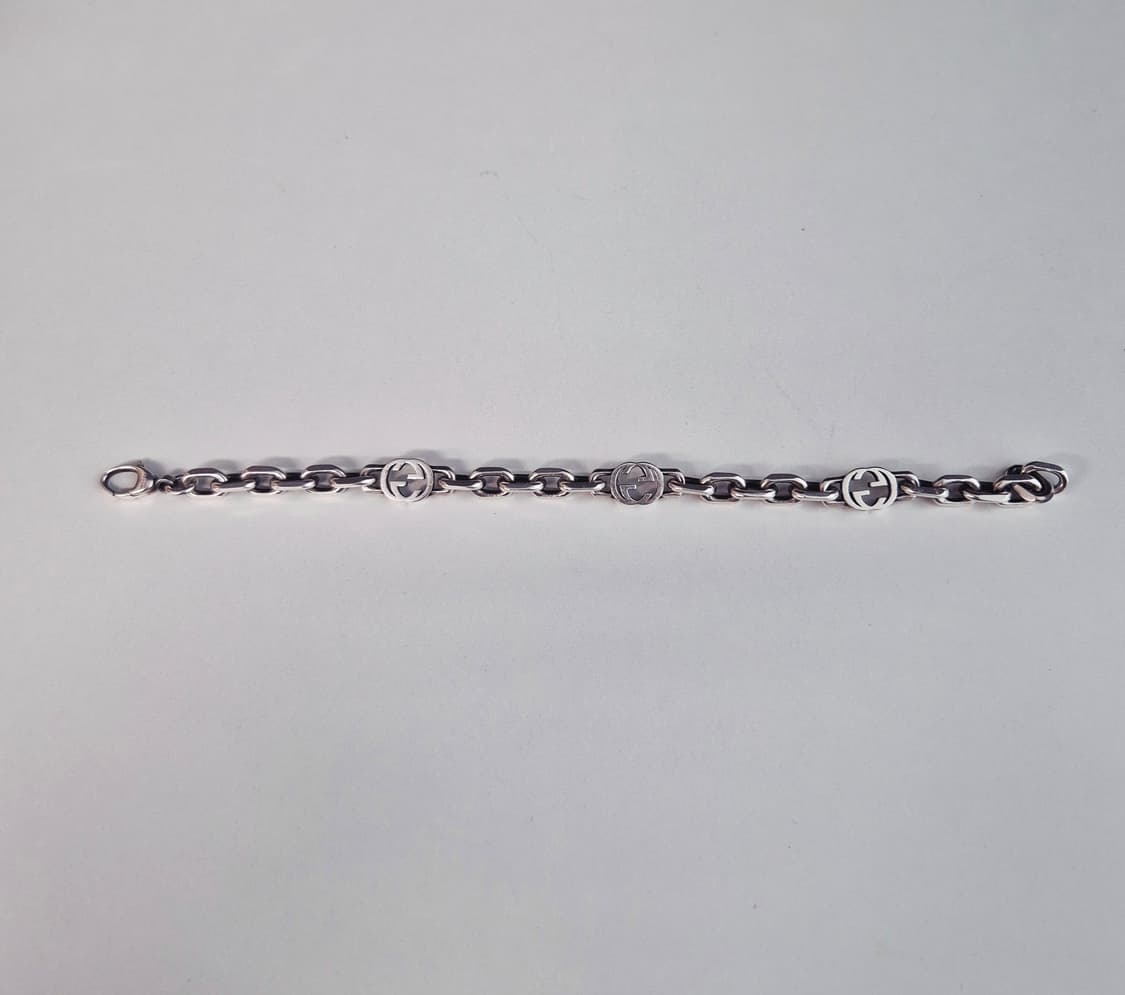 구찌 인터로킹 G 실버 팔찌 상품이미지3