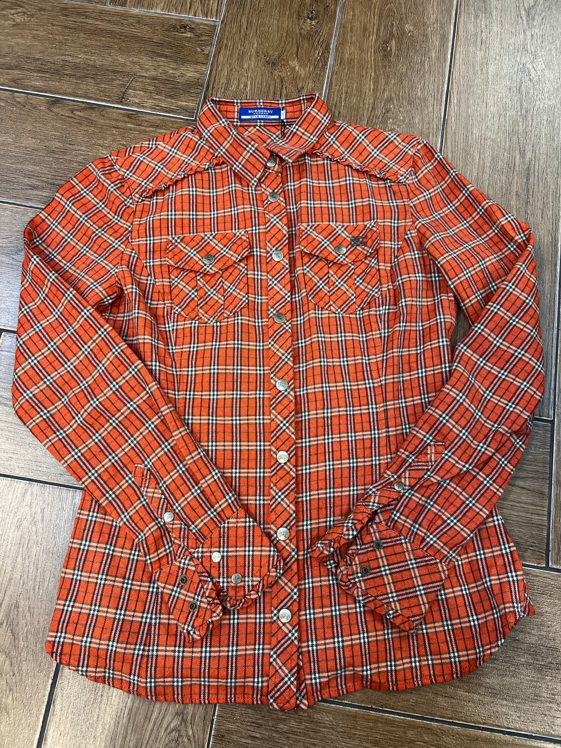 Burberry 똑딱이 단추 셔츠 상품이미지3