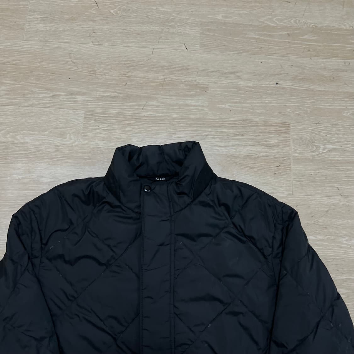 올젠 구스다운 스탠드넥 퀼팅 경량패딩 점퍼 [블랙] M/95 상품이미지2