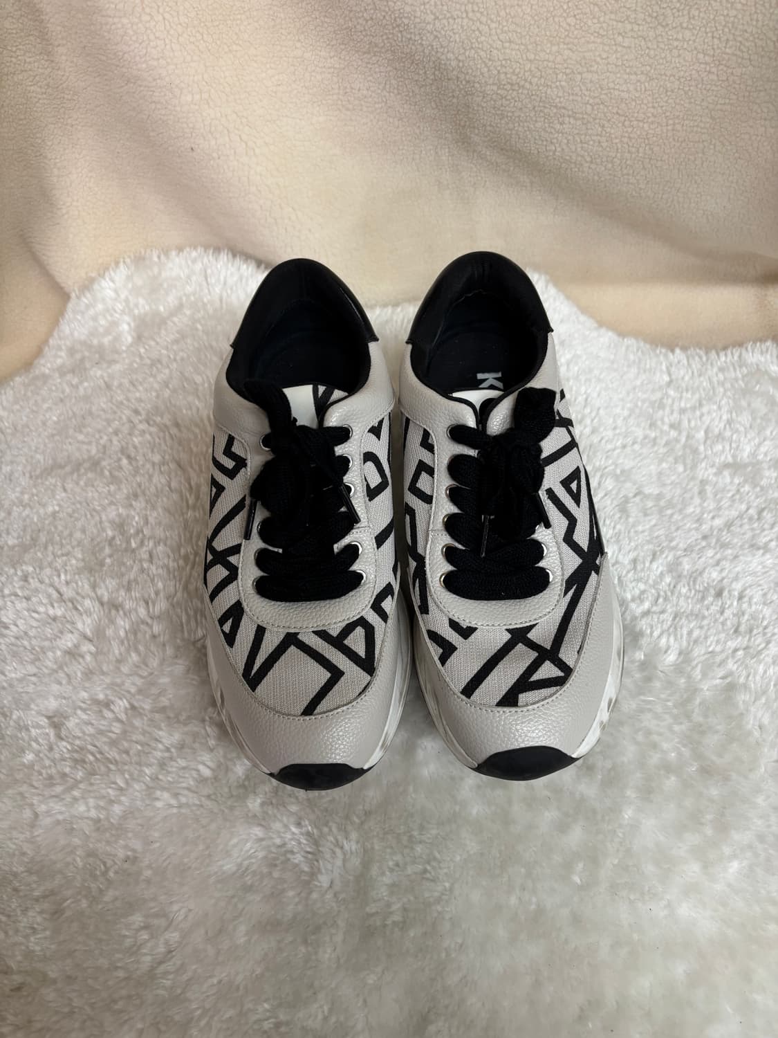 칼 라거펠트 파리 달라스 레이스업 스니커즈 상품이미지1