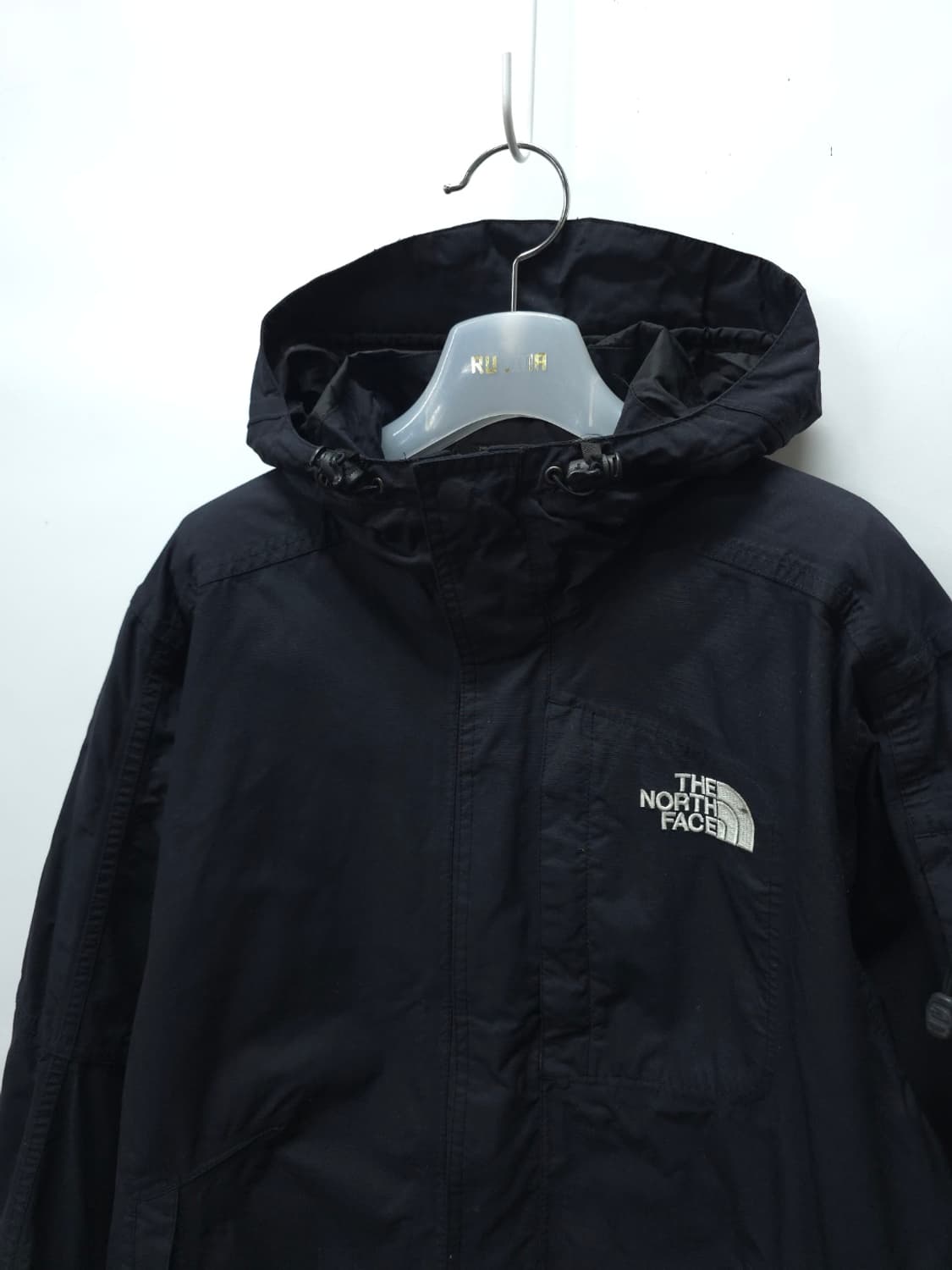 노스페이스 여성 블랙 하이벤트 바람막이 자켓(66~66반) 상품이미지2