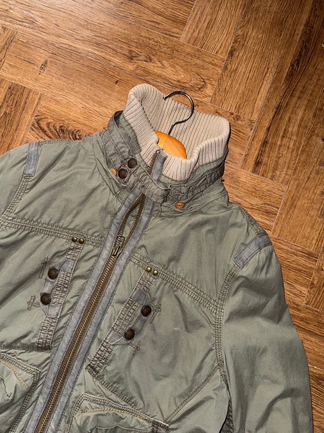 밀리터리 디테일 후드 점퍼 상품이미지6