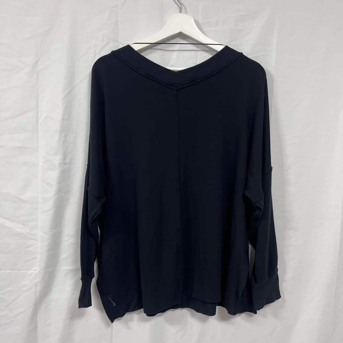 나이키 브이넥 오버핏 티셔츠 (새상품) 상품이미지2