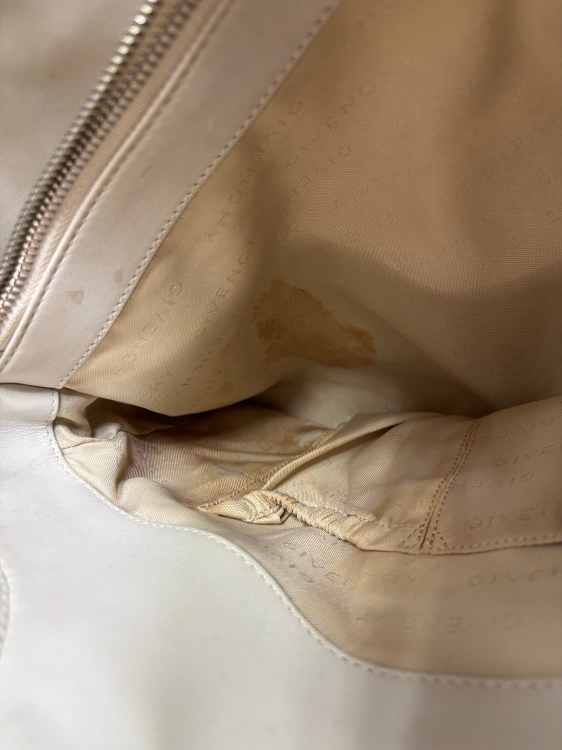 정품 지방시 숄더백. 상품이미지6