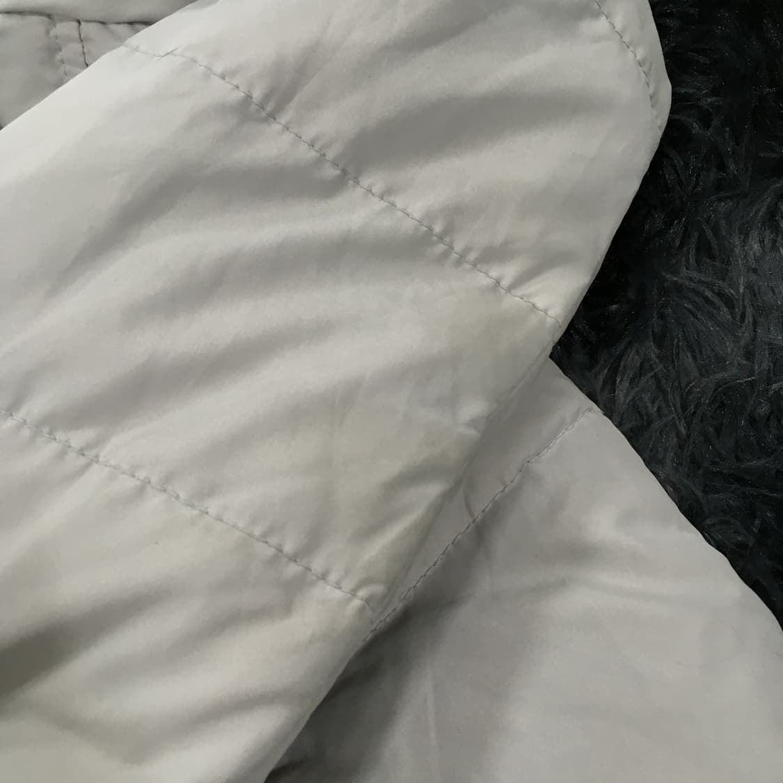 투티/0298 HOLLISTER 여성 울프죠 패딩 화이트 슬림핏 스포티 상품이미지10