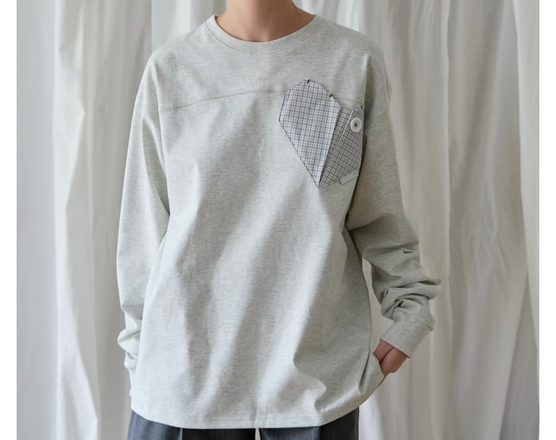 하트 패치 맨투맨 상품이미지1