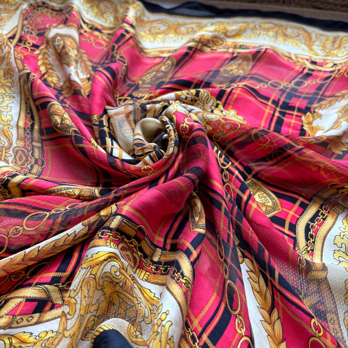 발렌시아가(BALENCIAGA) 파리스 빈티지 실크 스카프 상품이미지7