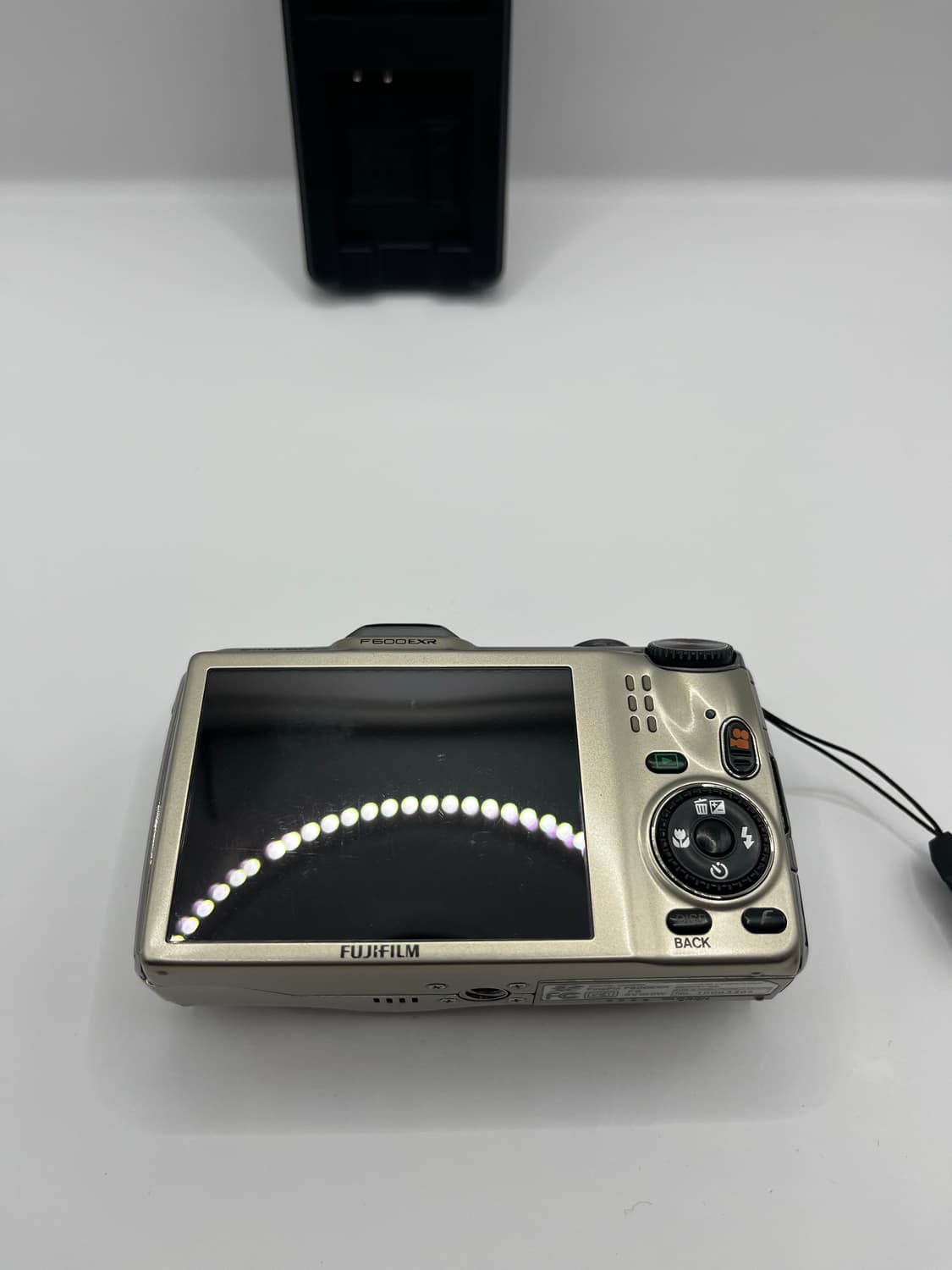 희소)후지필름 fujifilm 파인픽스 F600 EXR  샴페인골드 디카 상품이미지4