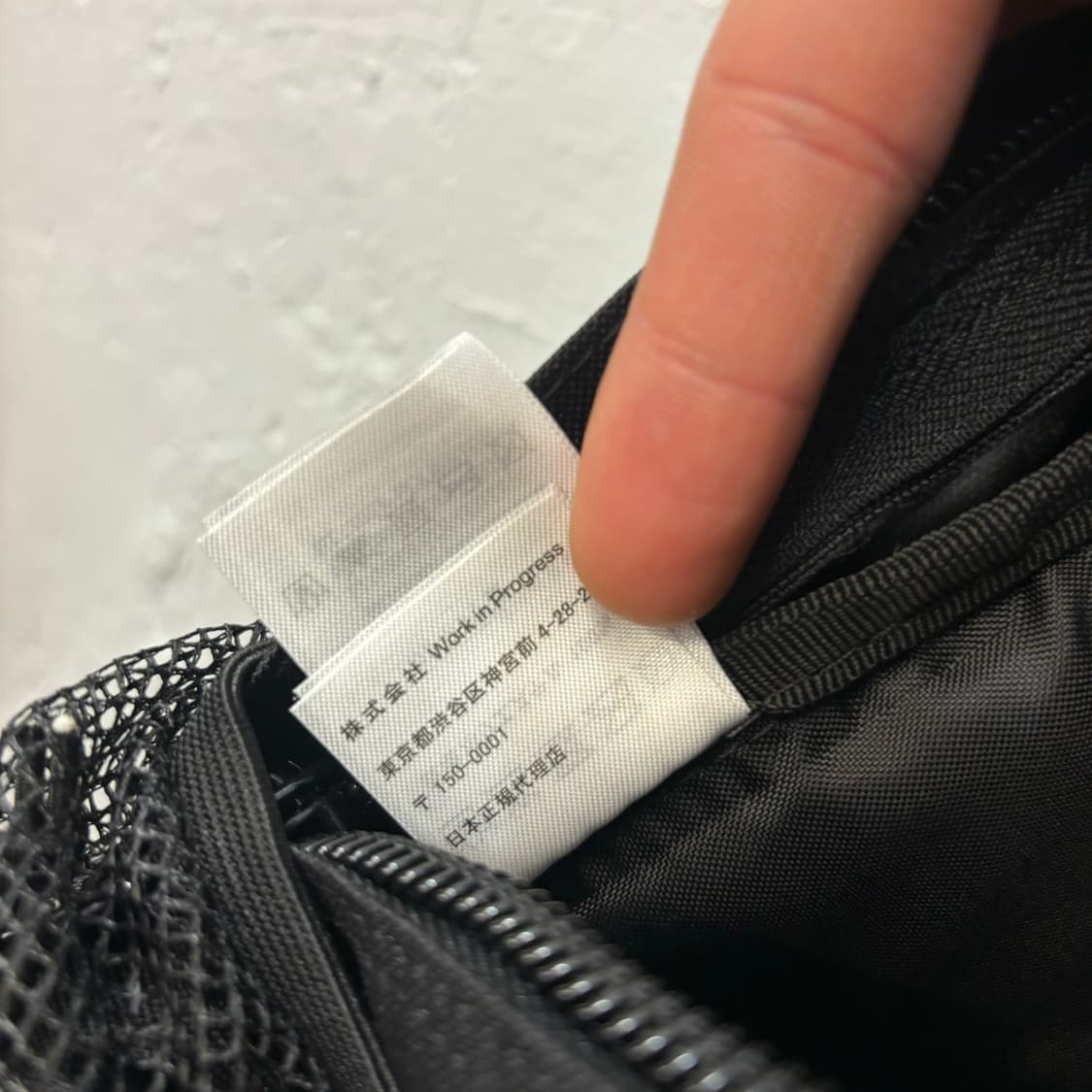 칼하트 WIP 블랙 킥플립 백팩 OS 상품이미지10