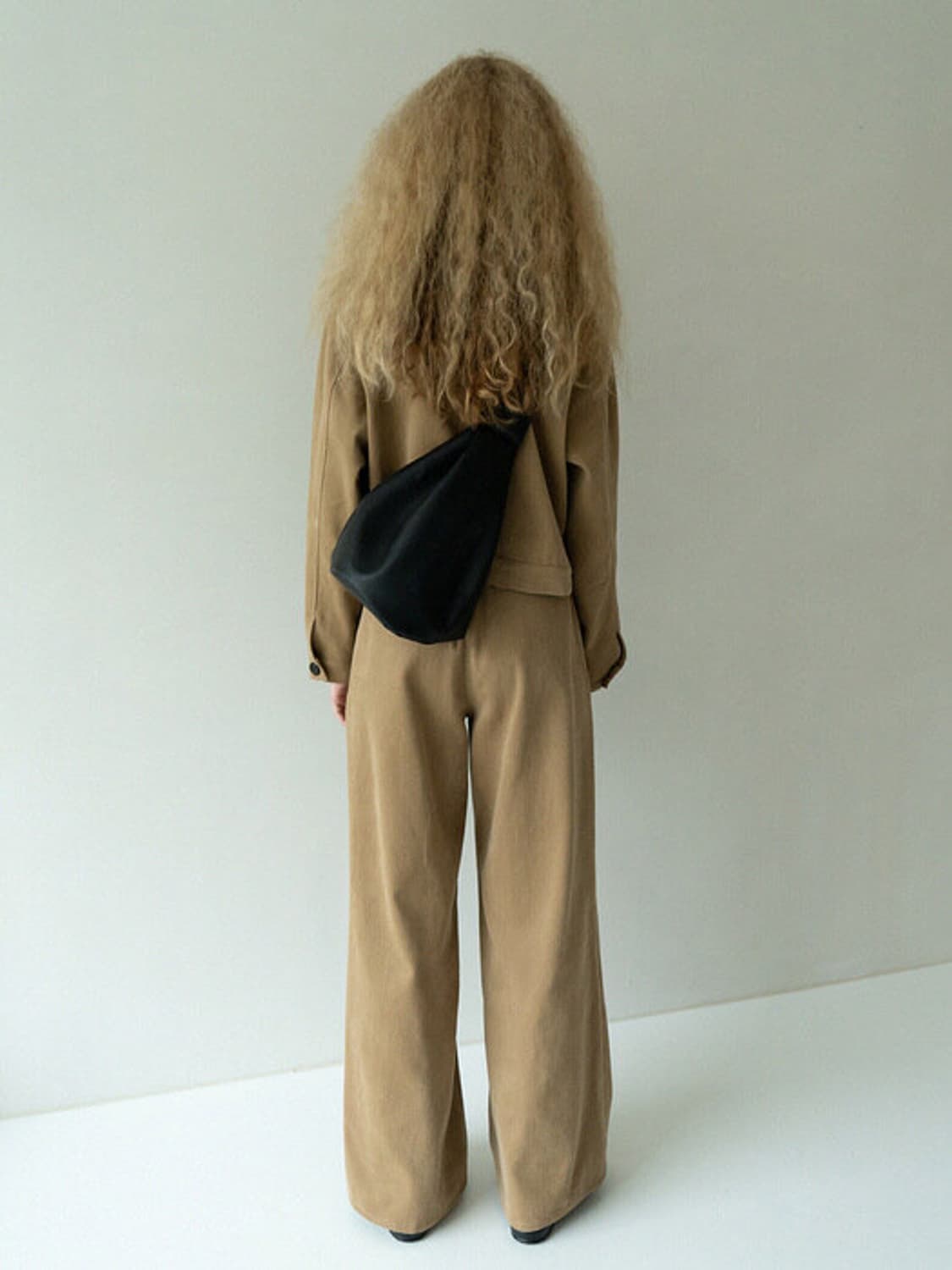 Le Sling Bag 브라운 상품이미지2