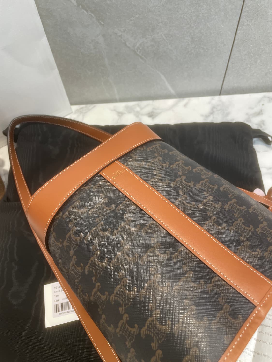 정품 셀린느 버킷백 스몰  상품이미지4