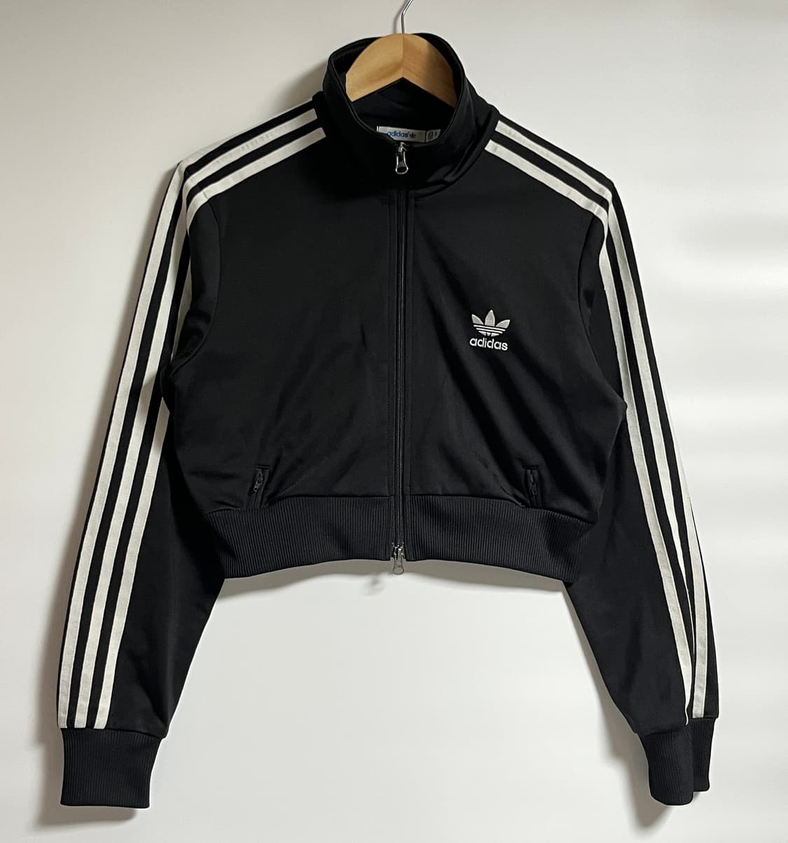 아디다스 제니 오버핏 파이어버드 크롭 져지 트랙탑 100  상품이미지1