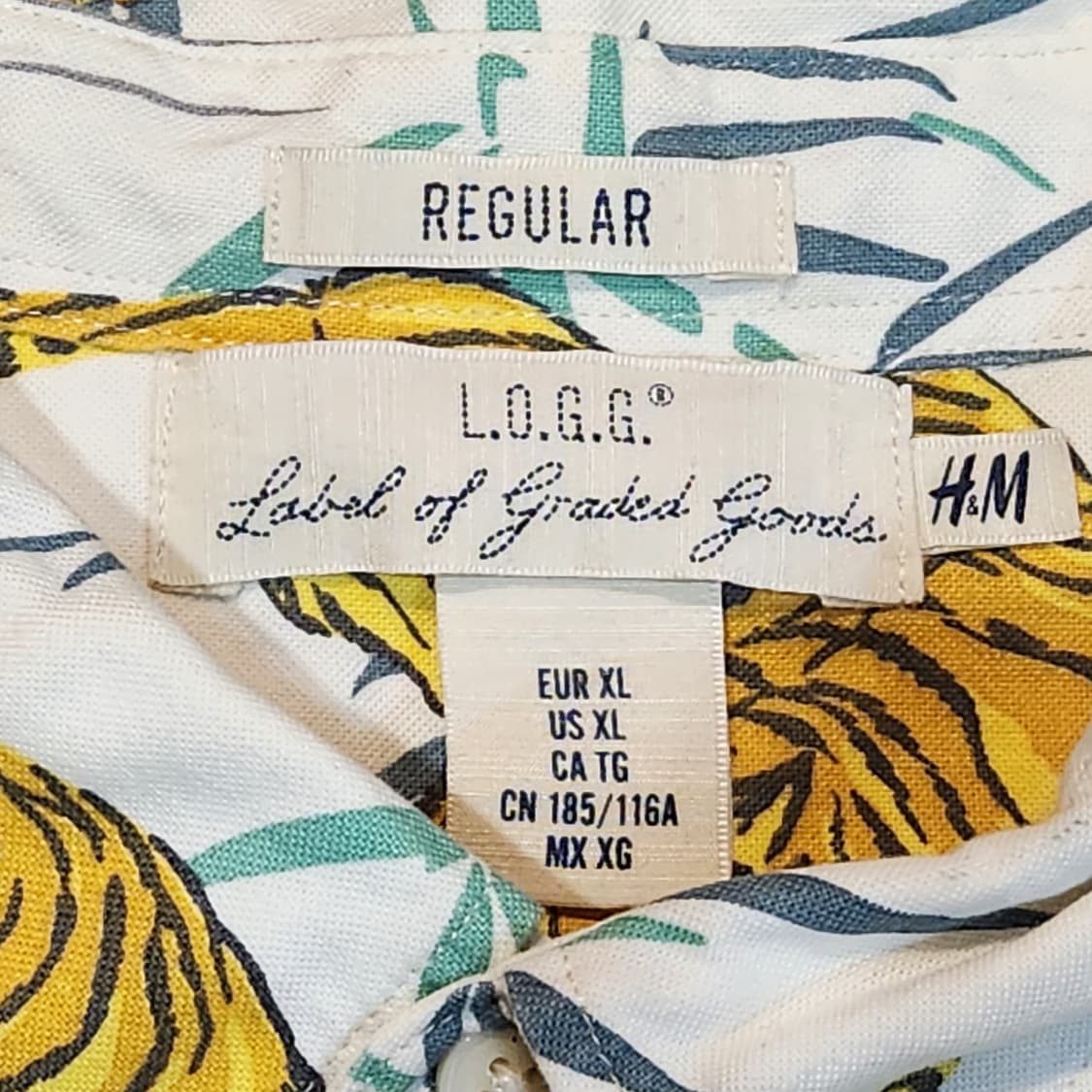 H&M 화이트 호랑이 반팔 셔츠 상품이미지3