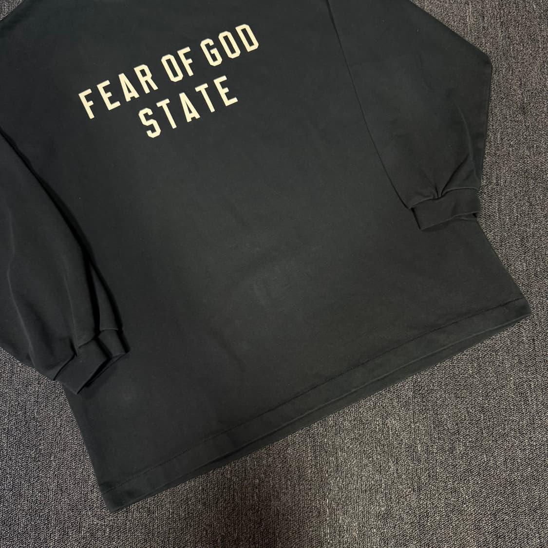 에센셜 피어오브갓 롱슬리브 상품이미지3